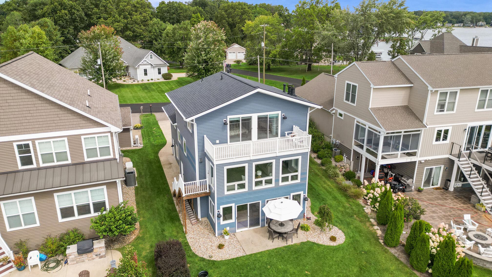 Primary property photo