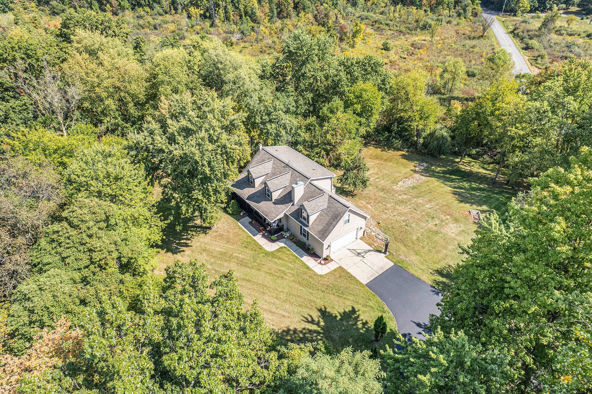 Primary property photo