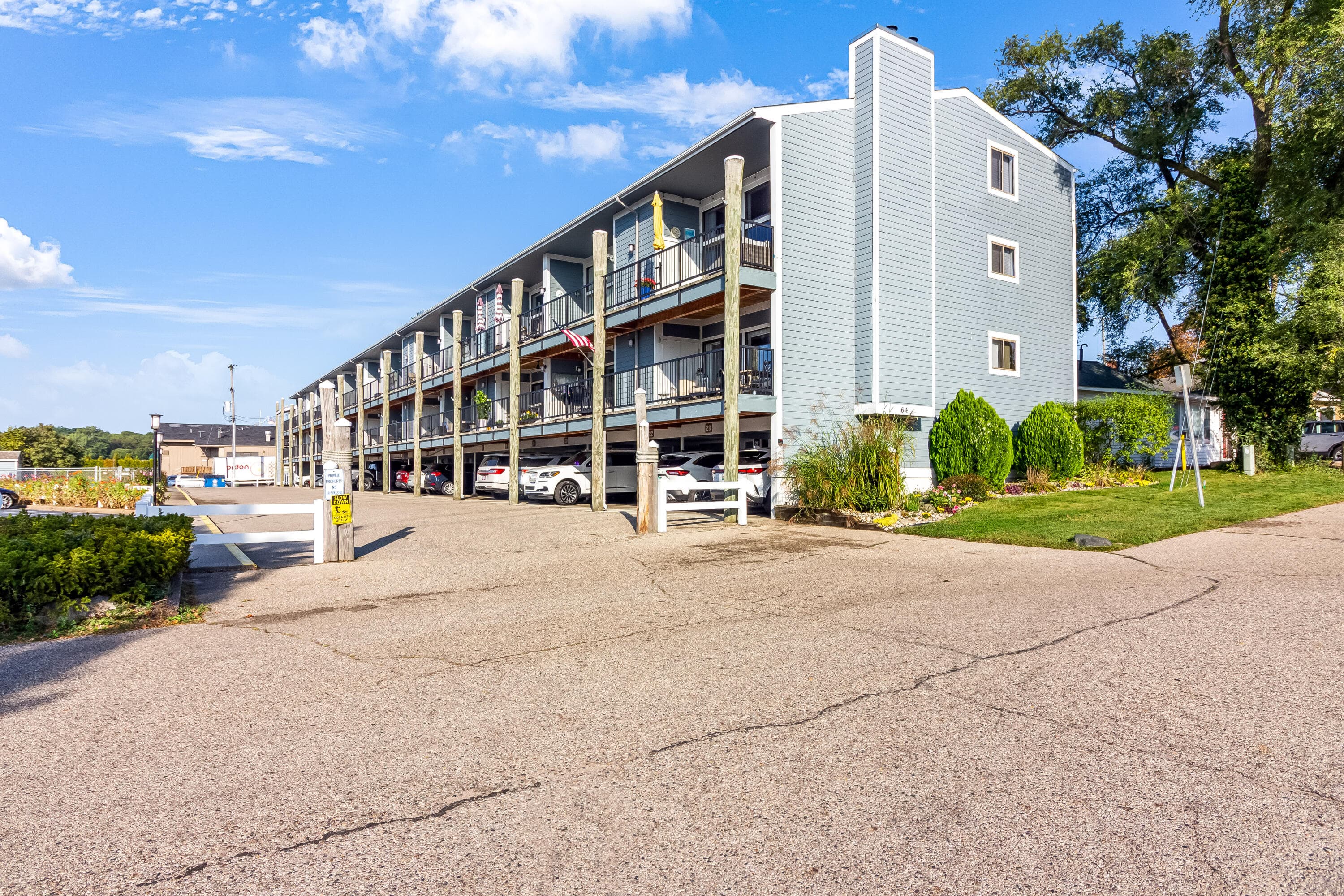 Primary property photo