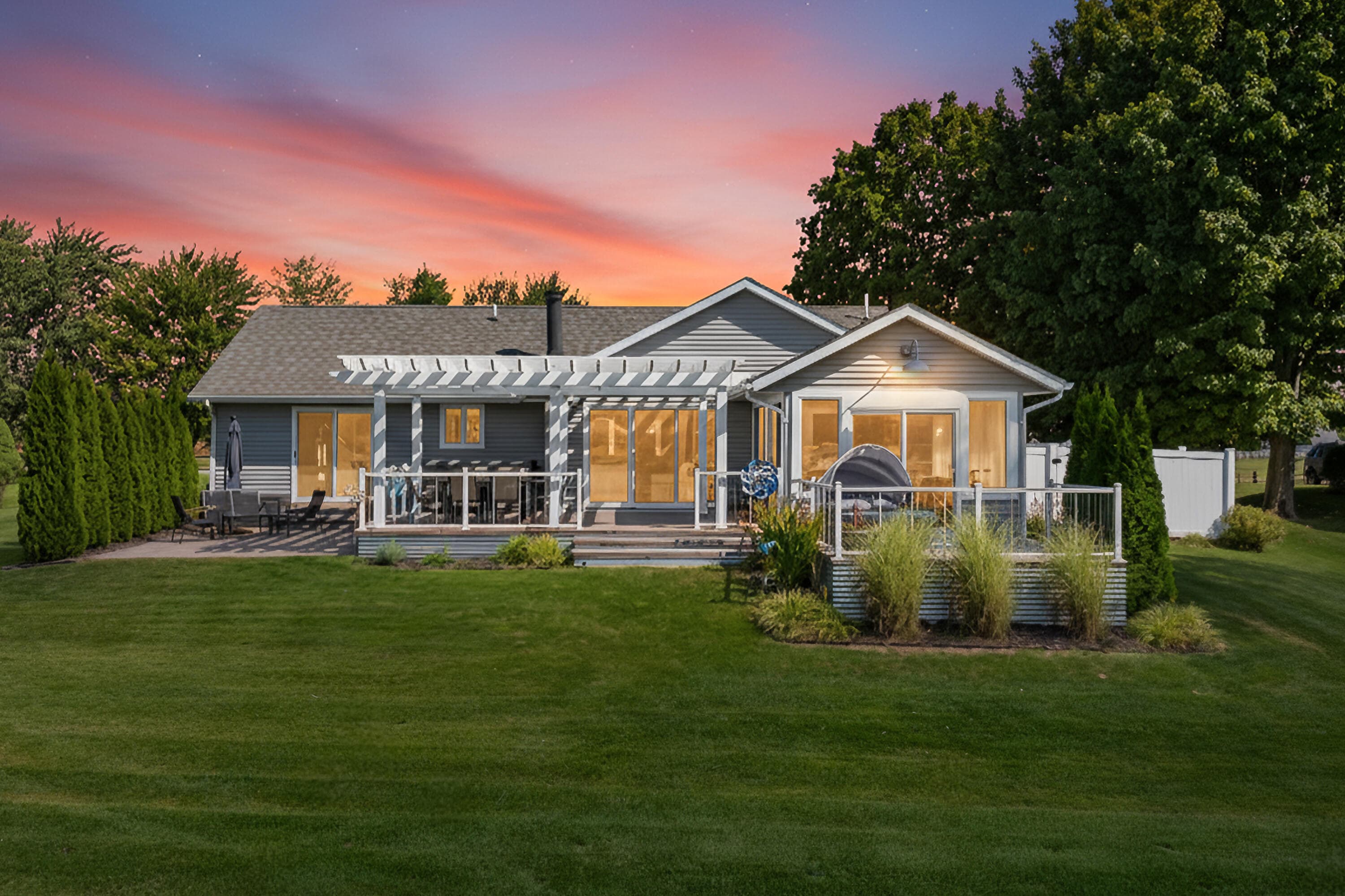 Primary property photo