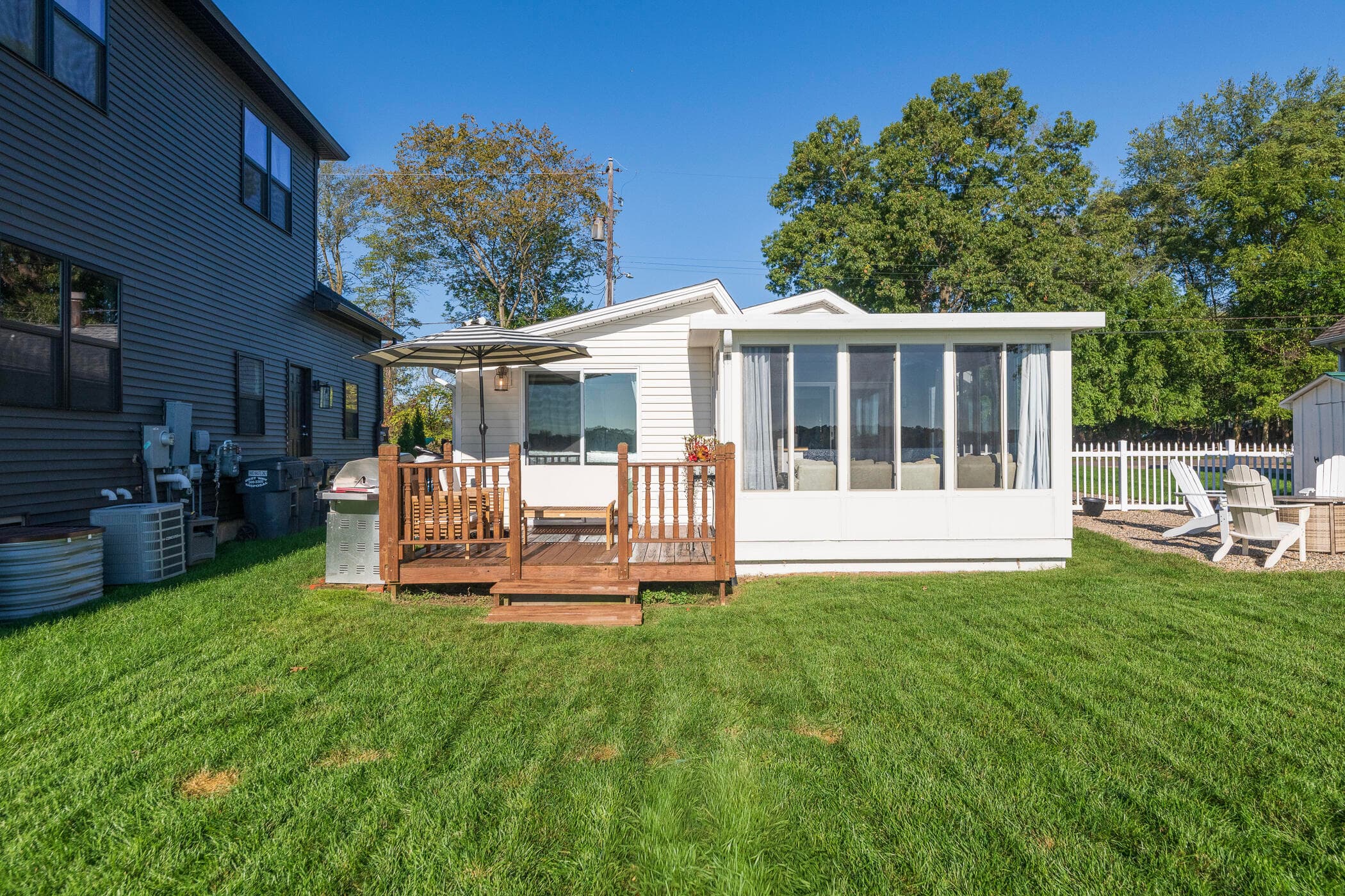 Primary property photo