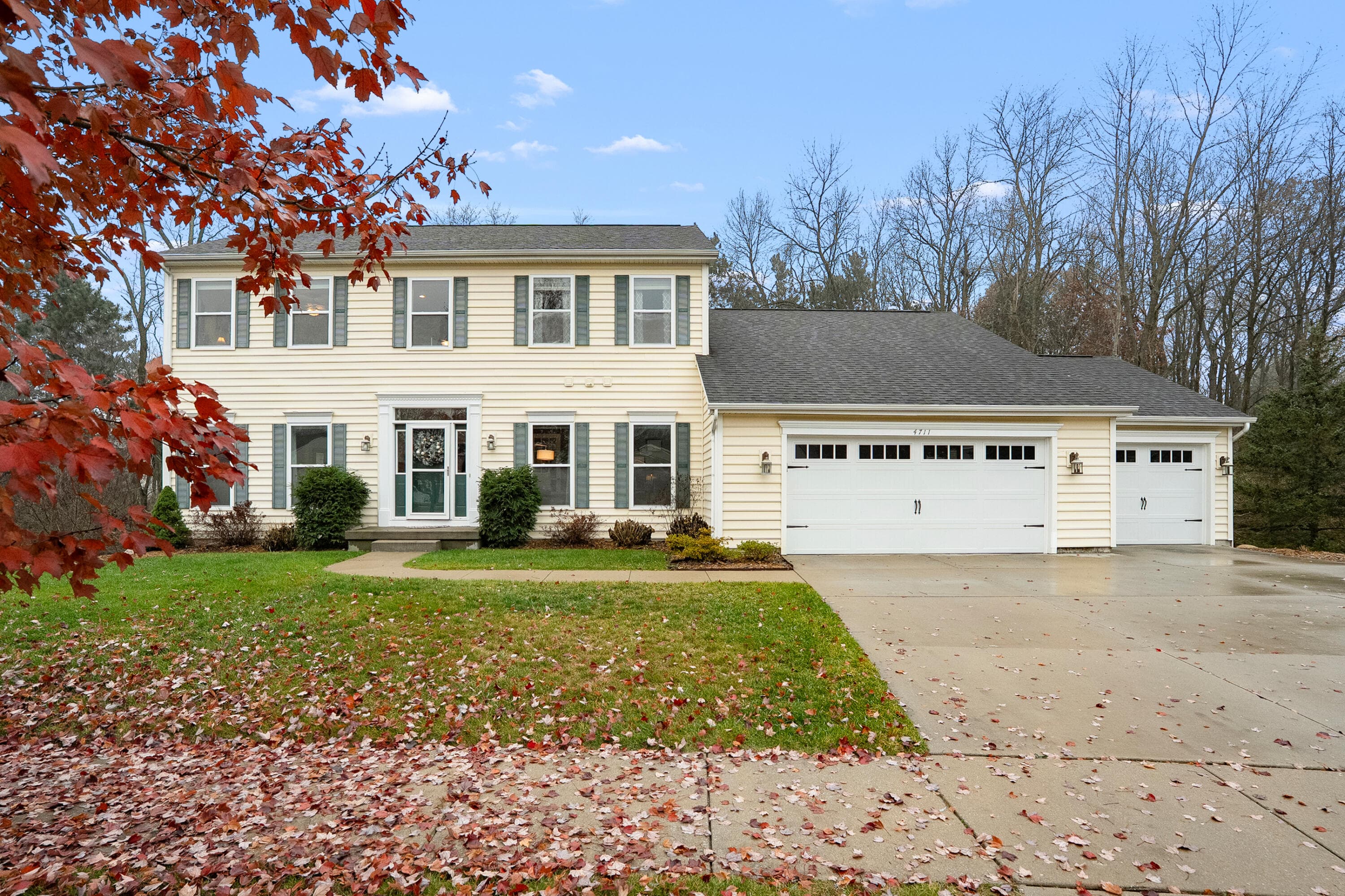 Primary property photo