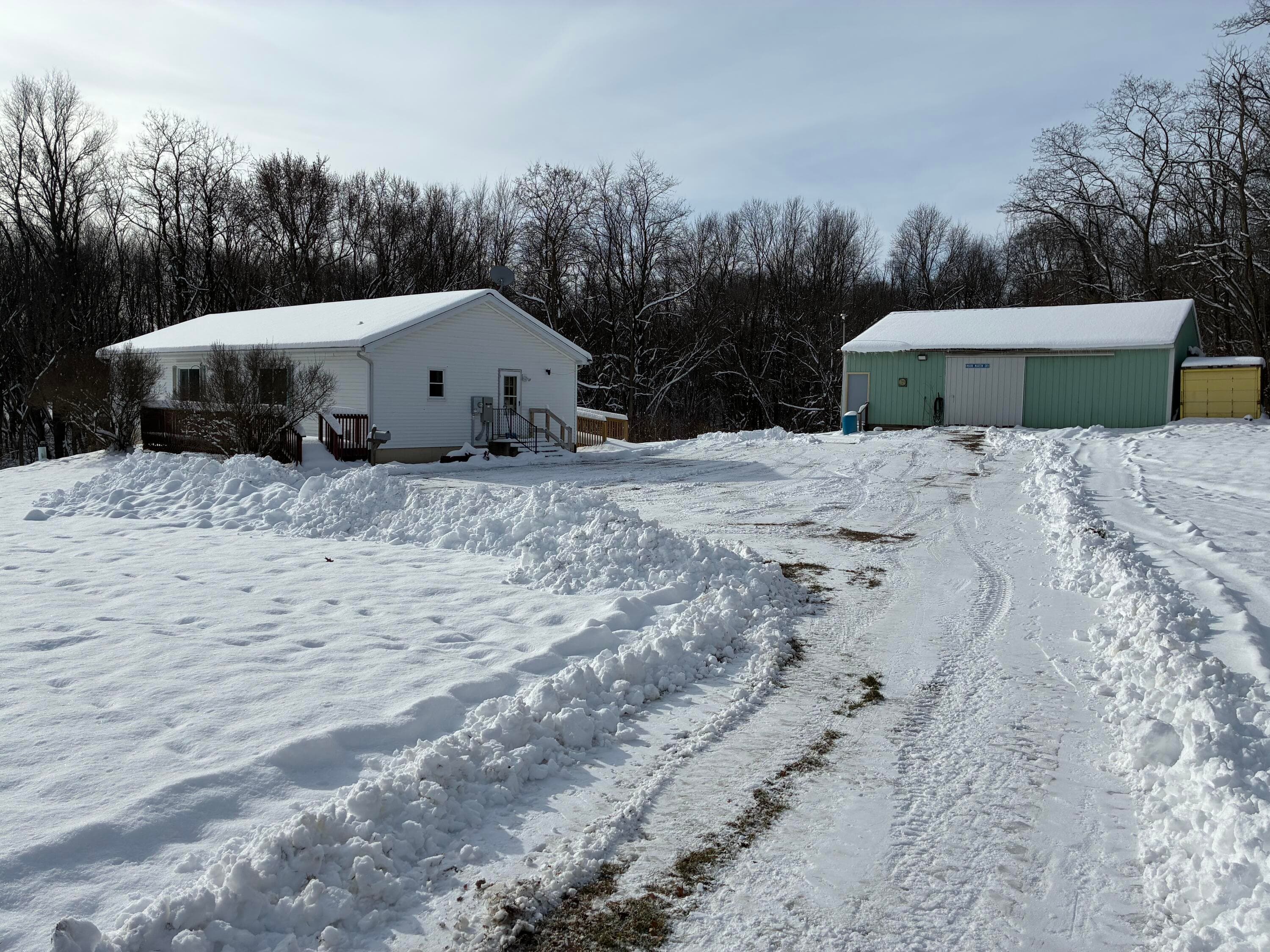 Primary property photo