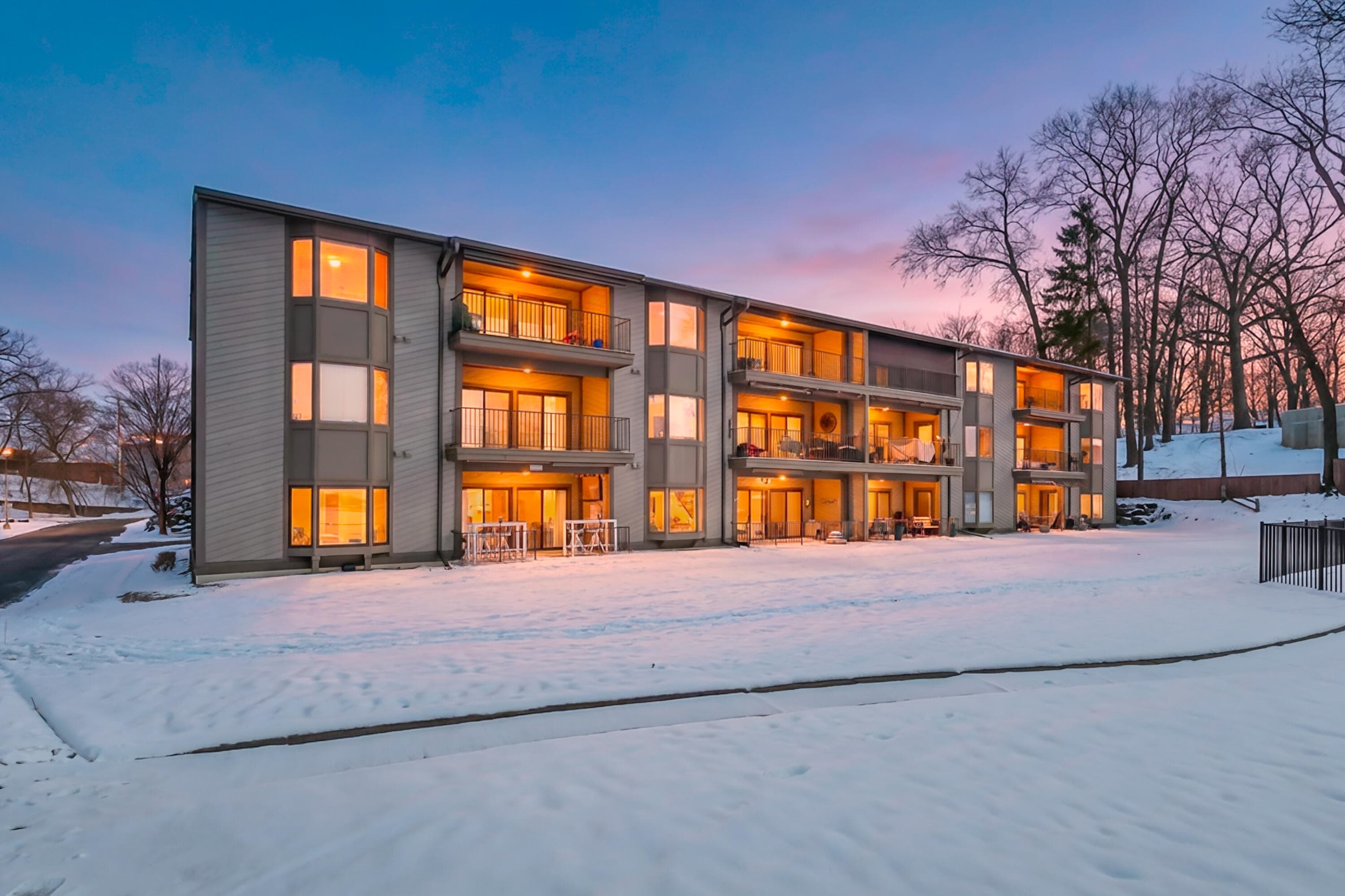 Primary property photo