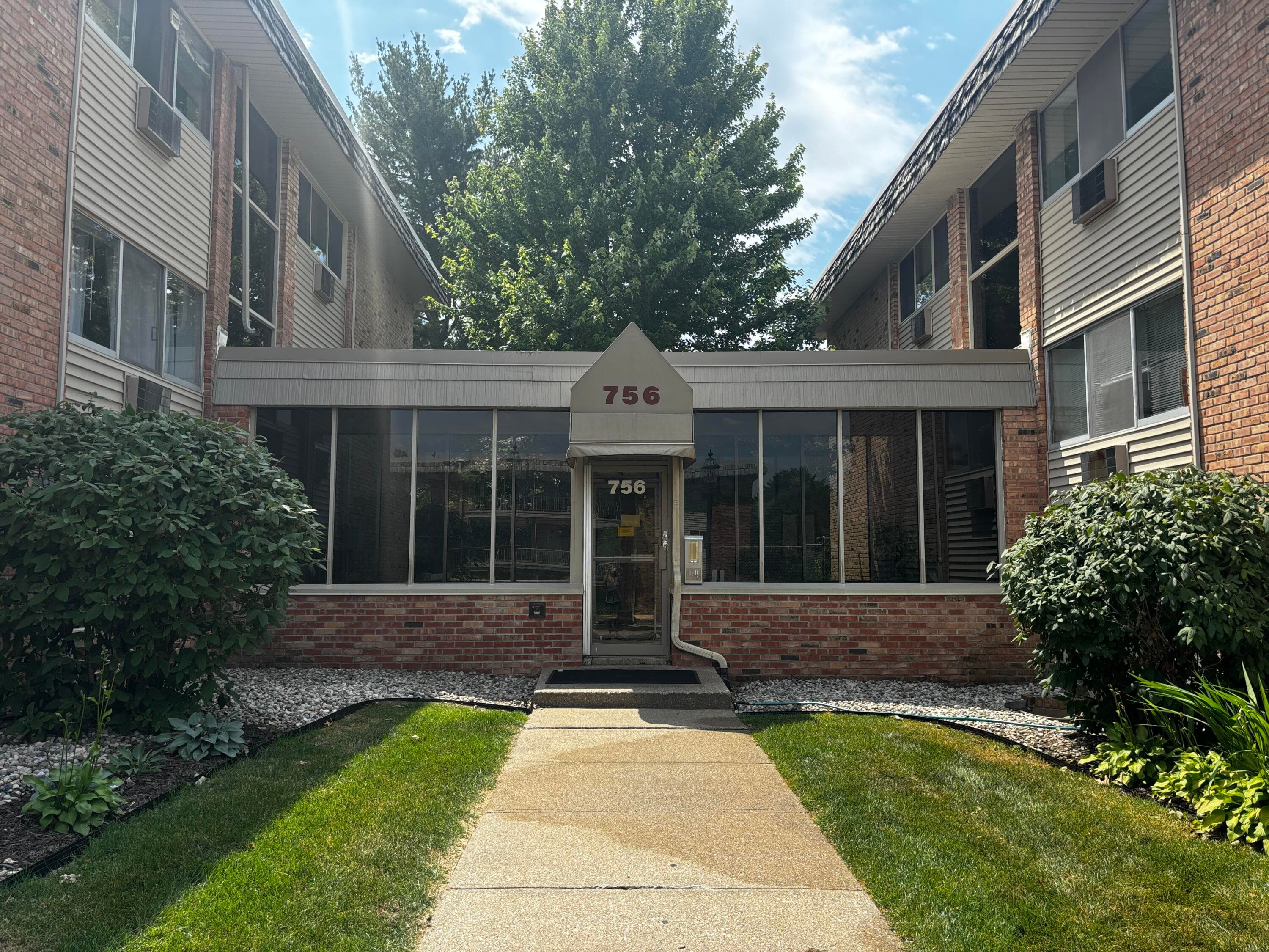 756 Kilgore Kalamazoo MI 49008
