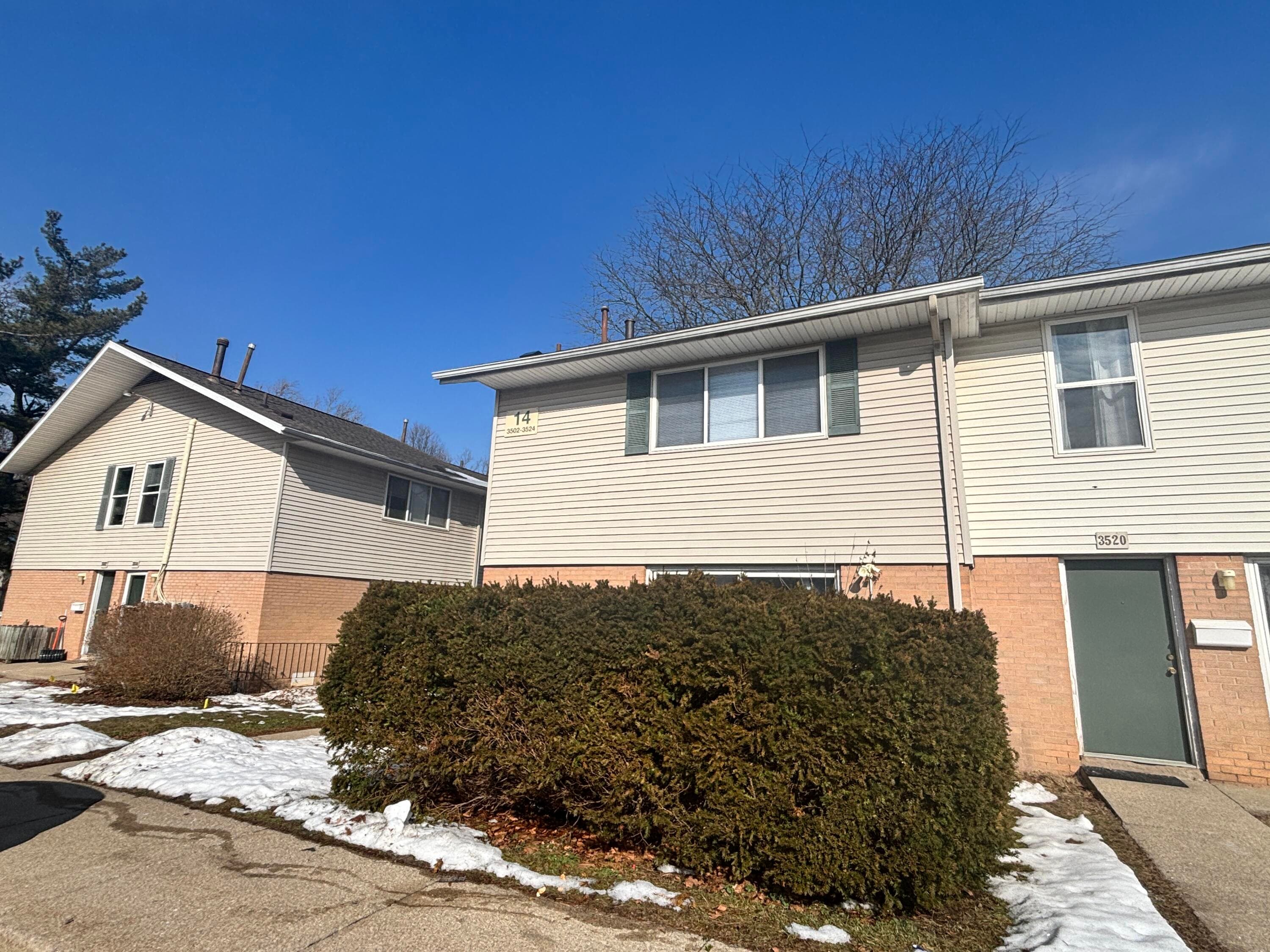 3522 Kenbrooke Kalamazoo MI 49006