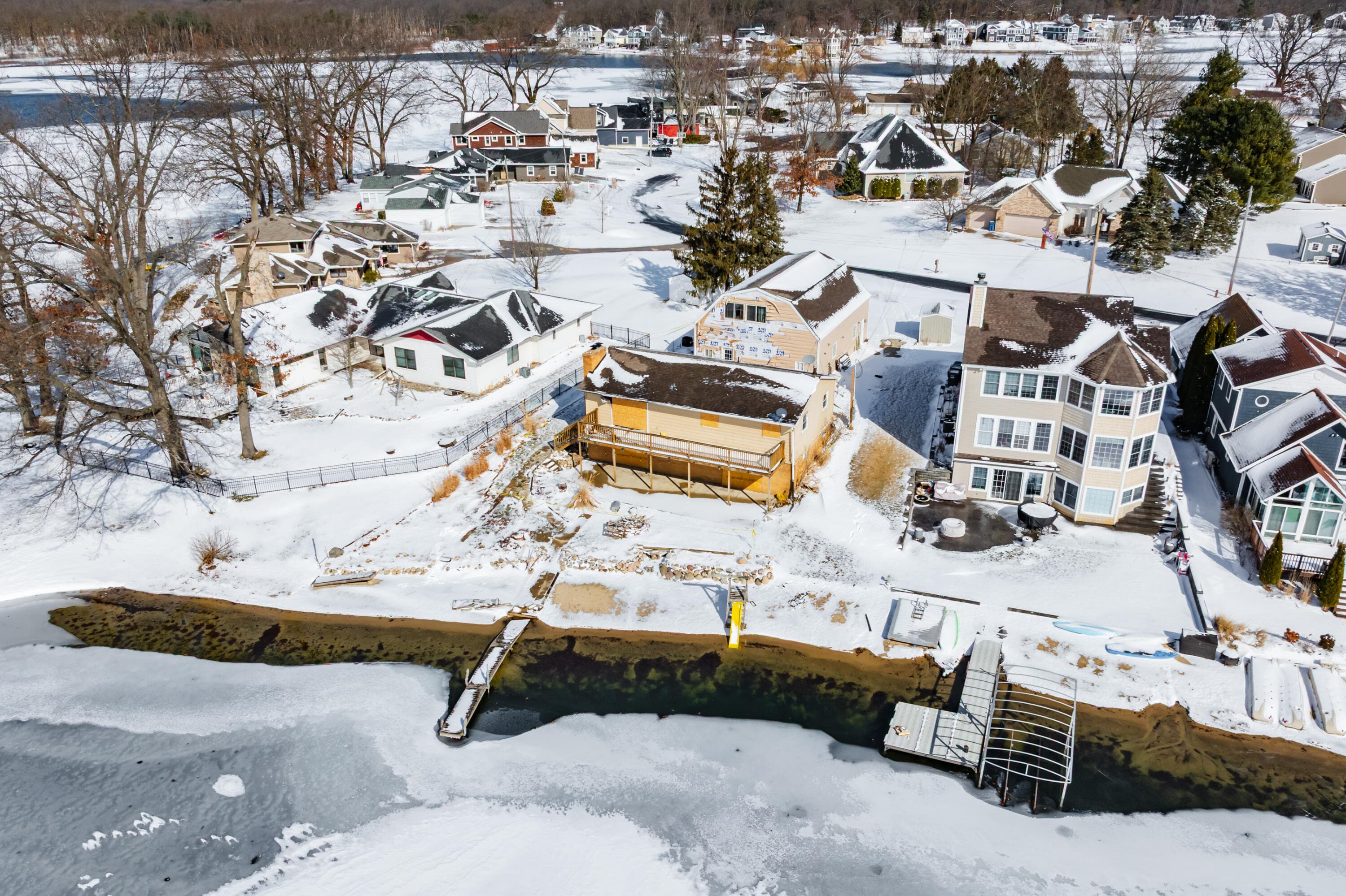 Primary property photo