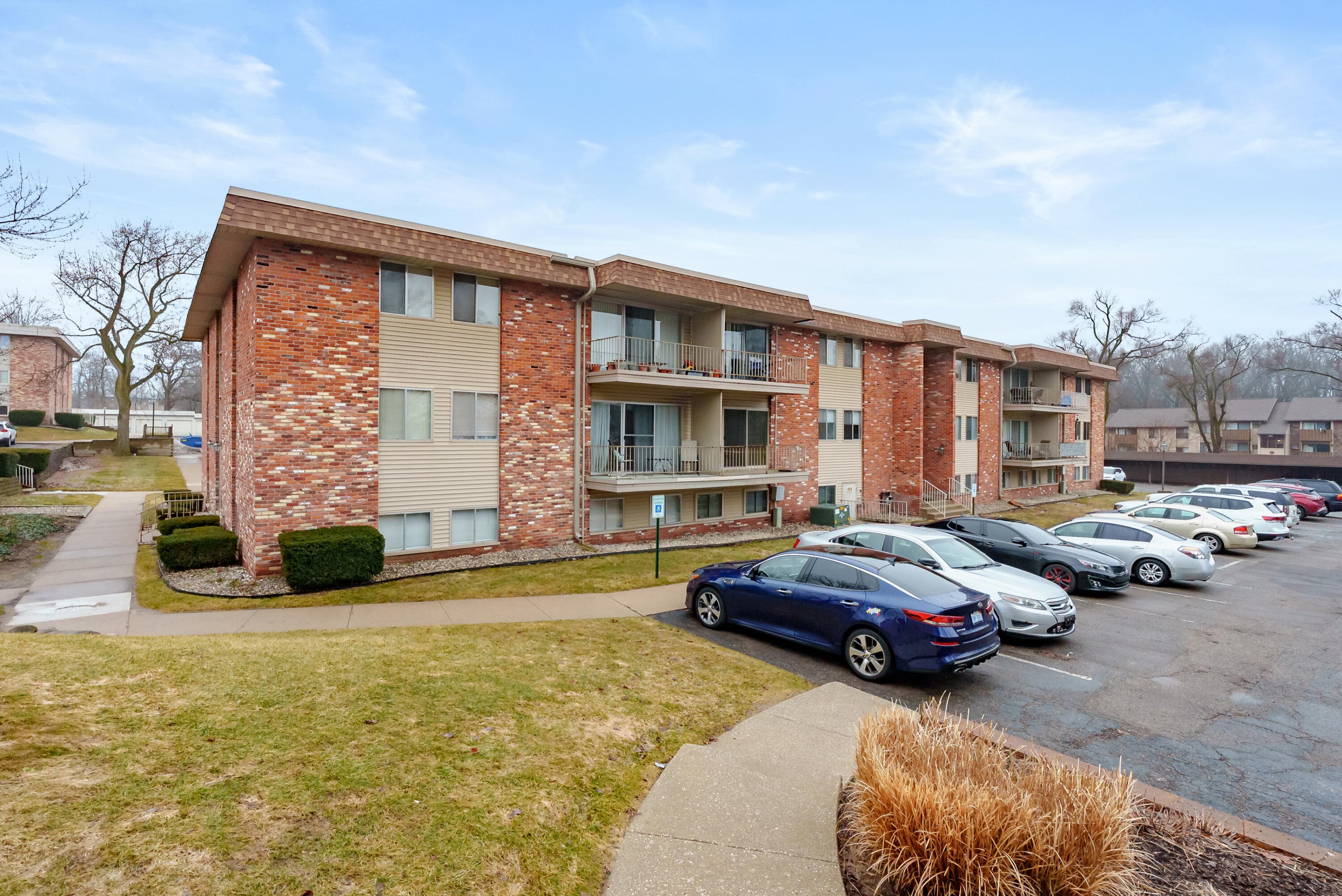 734 Kilgore Kalamazoo MI 49008
