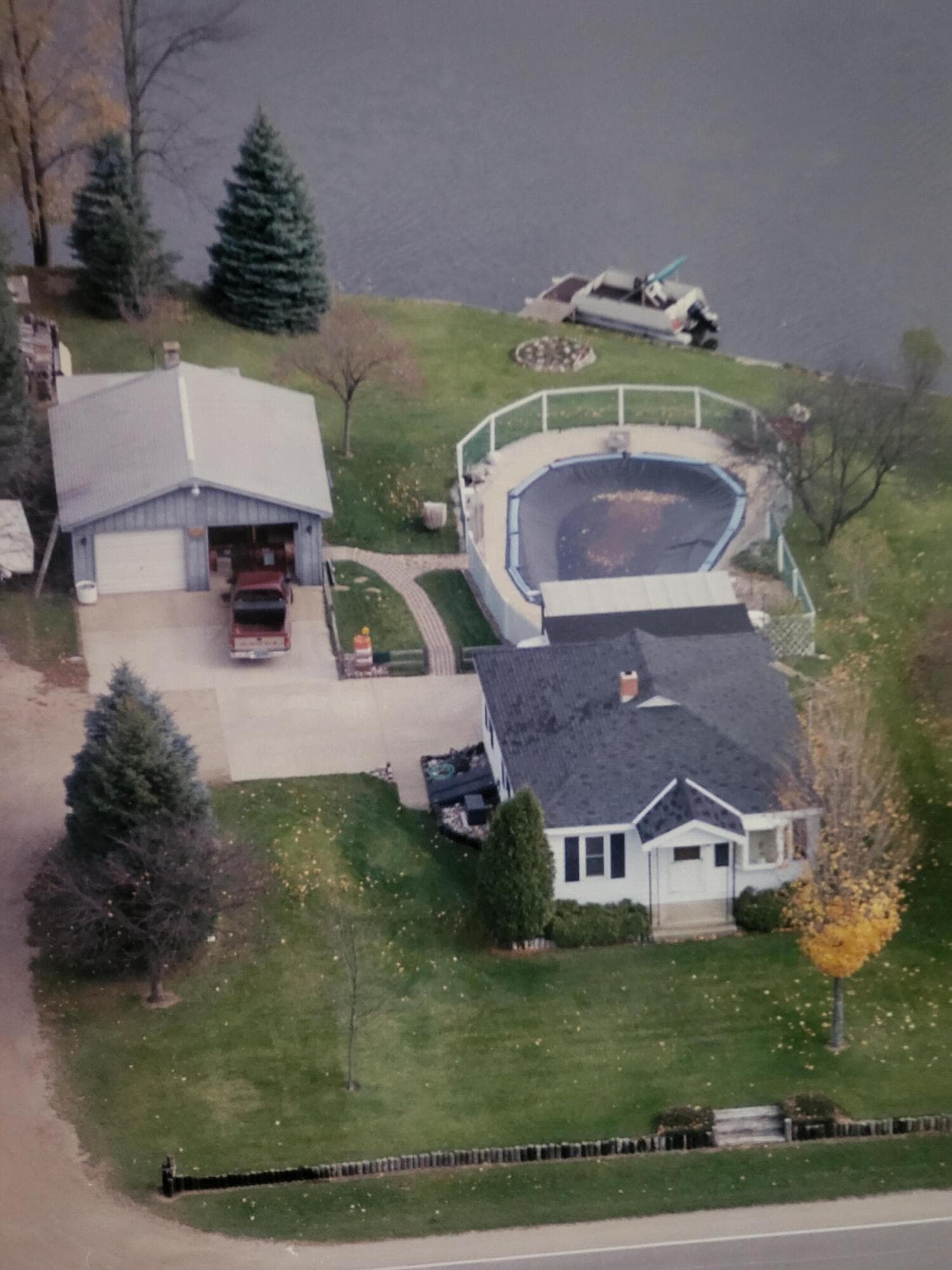 Primary property photo