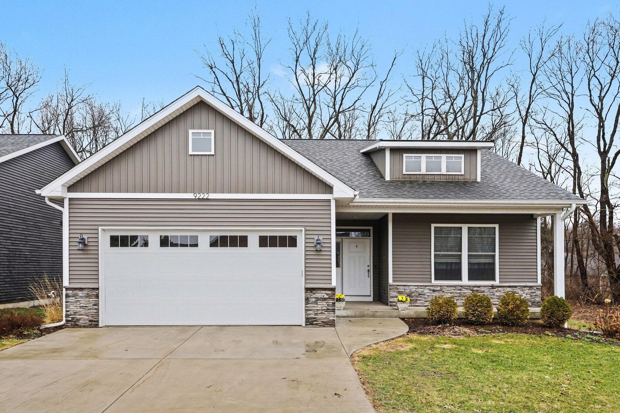 Primary property photo