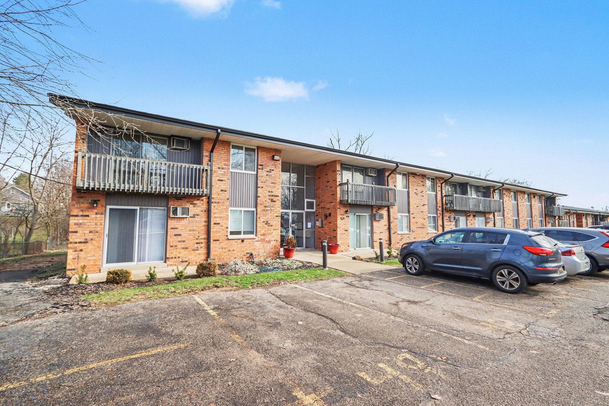 626 Lynn Kalamazoo MI 49008