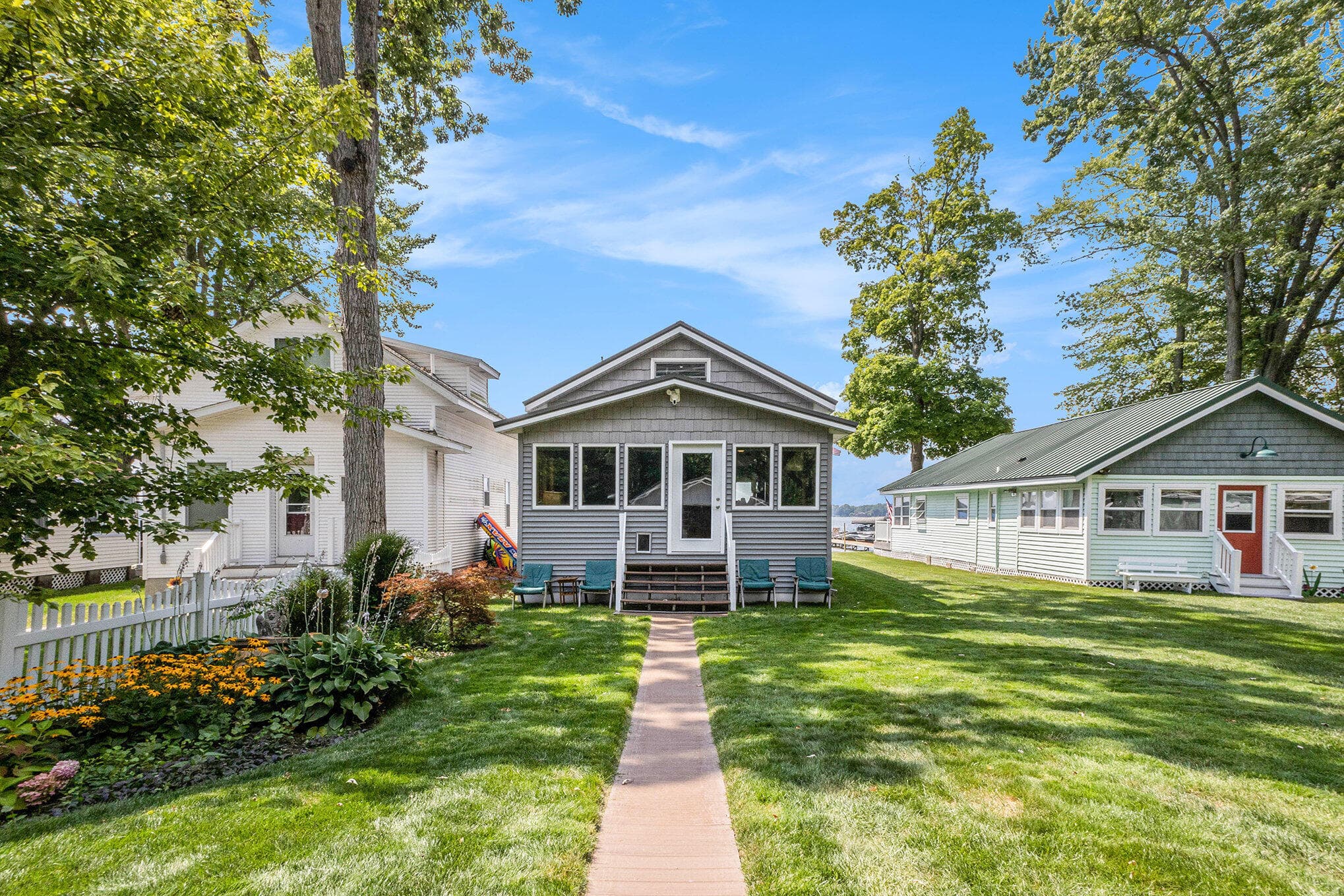 Primary property photo