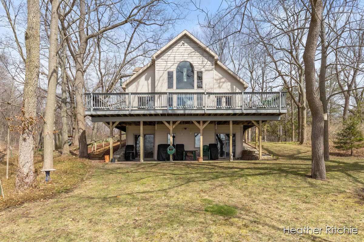 Primary property photo