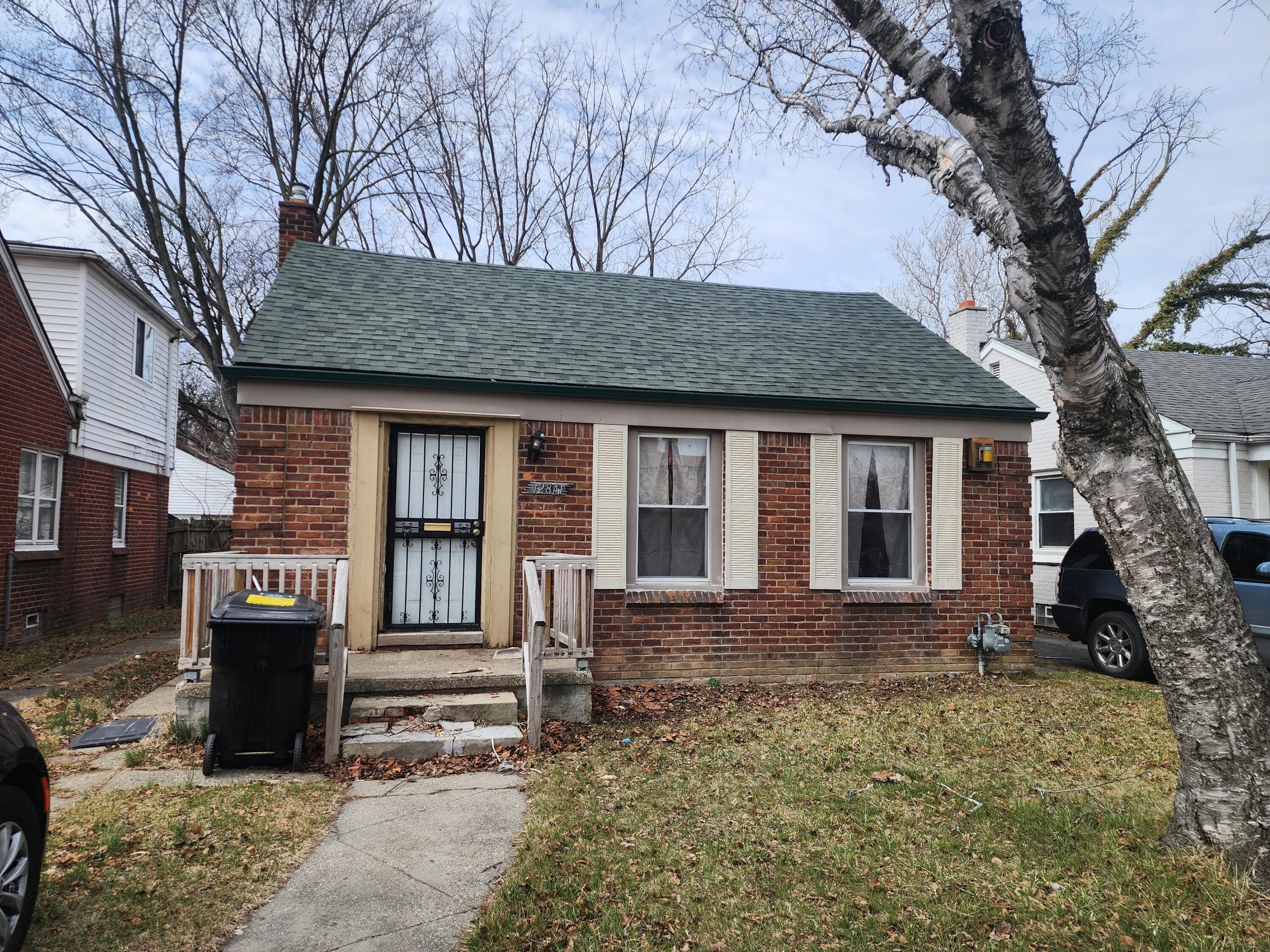 12841 Abington Detroit MI 48227