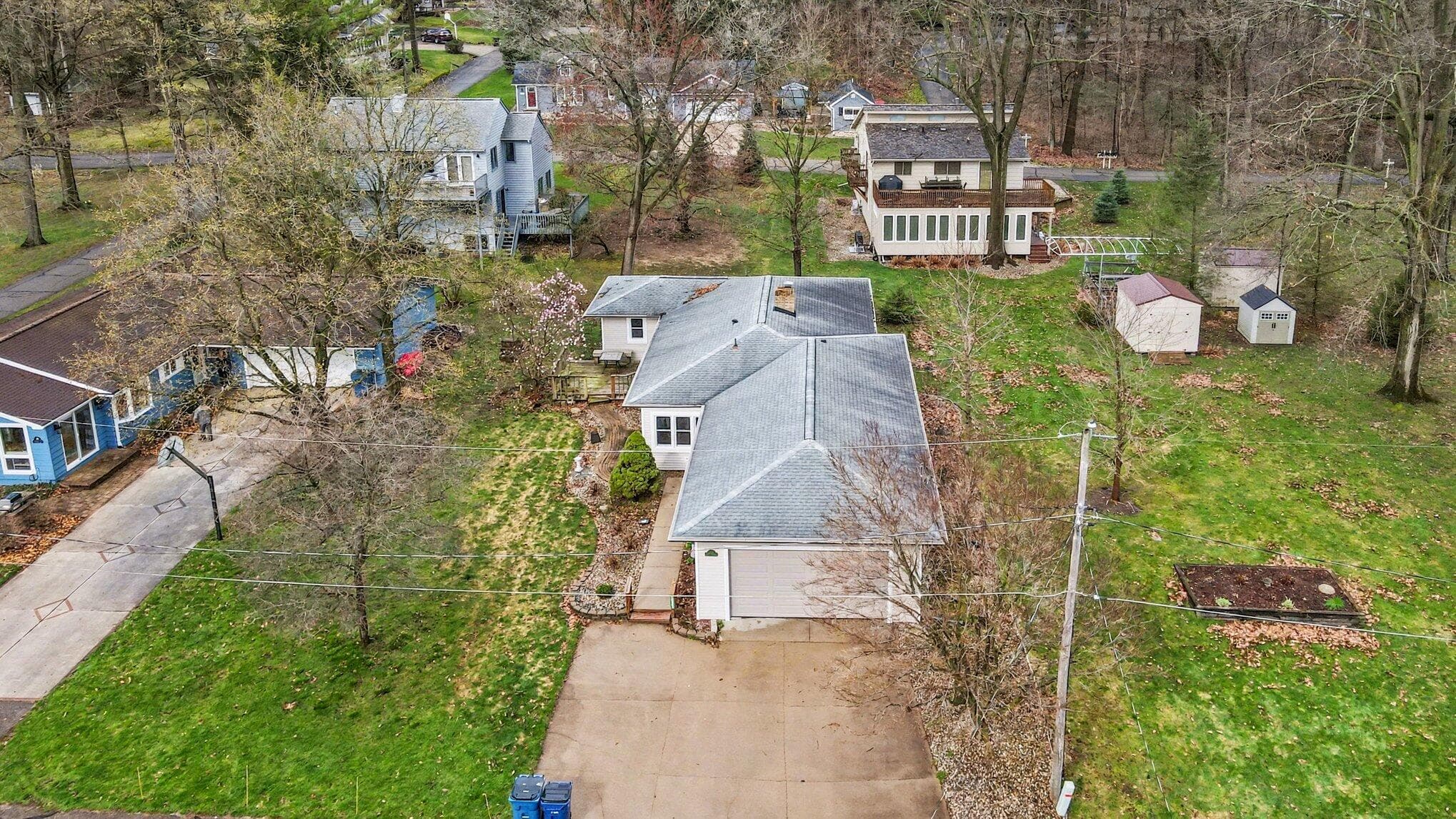 10543 Wildwood Richland MI 49083