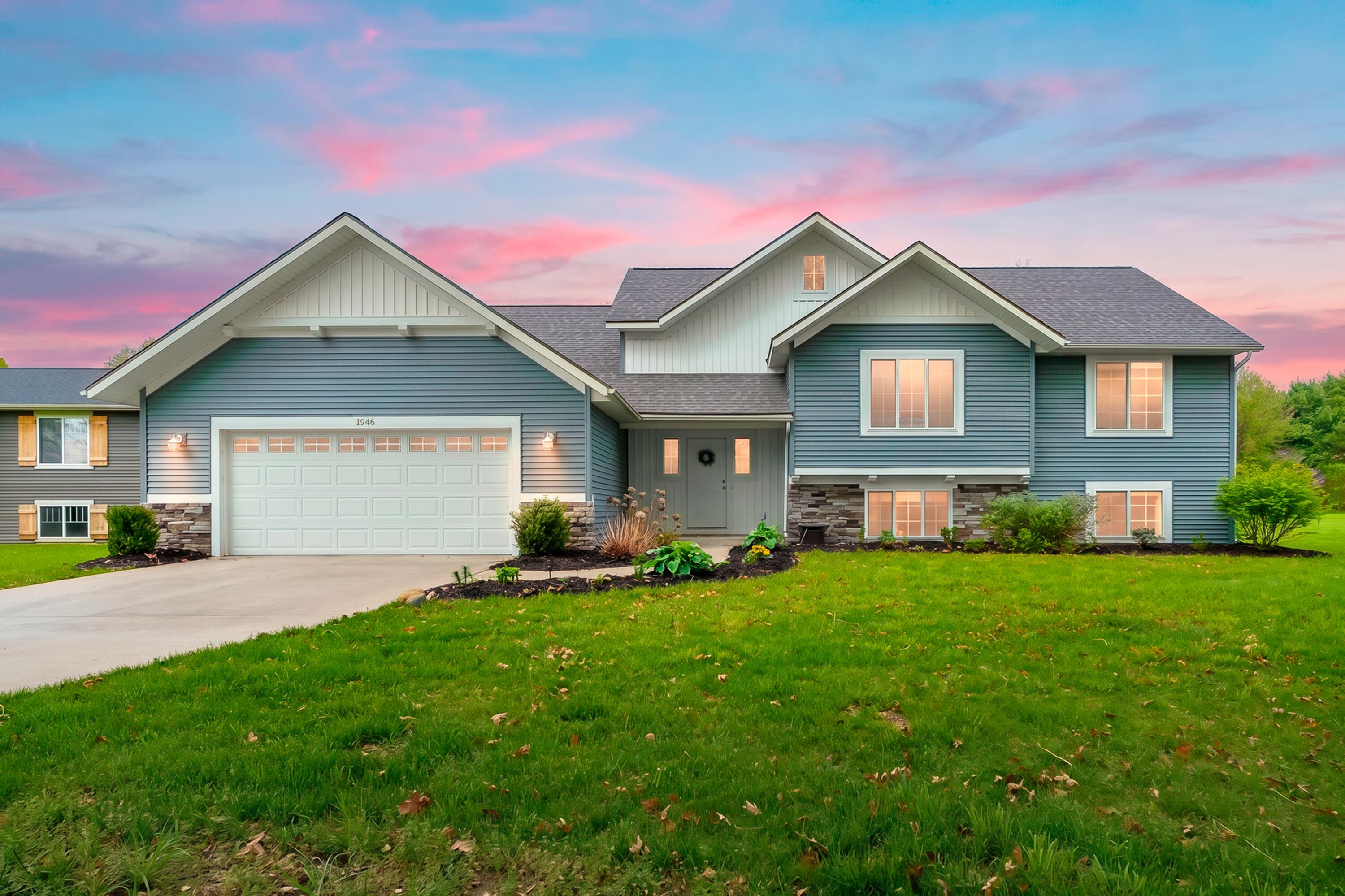 Primary property photo