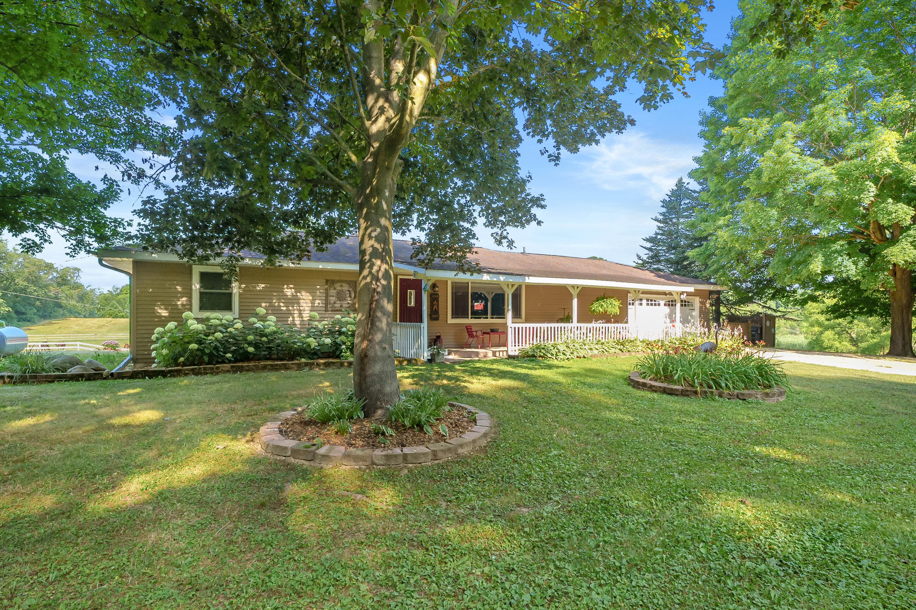 14941 1st Schoolcraft MI 49087