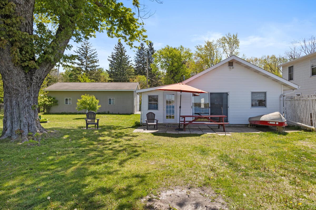 11334 Shore Delton MI 49046