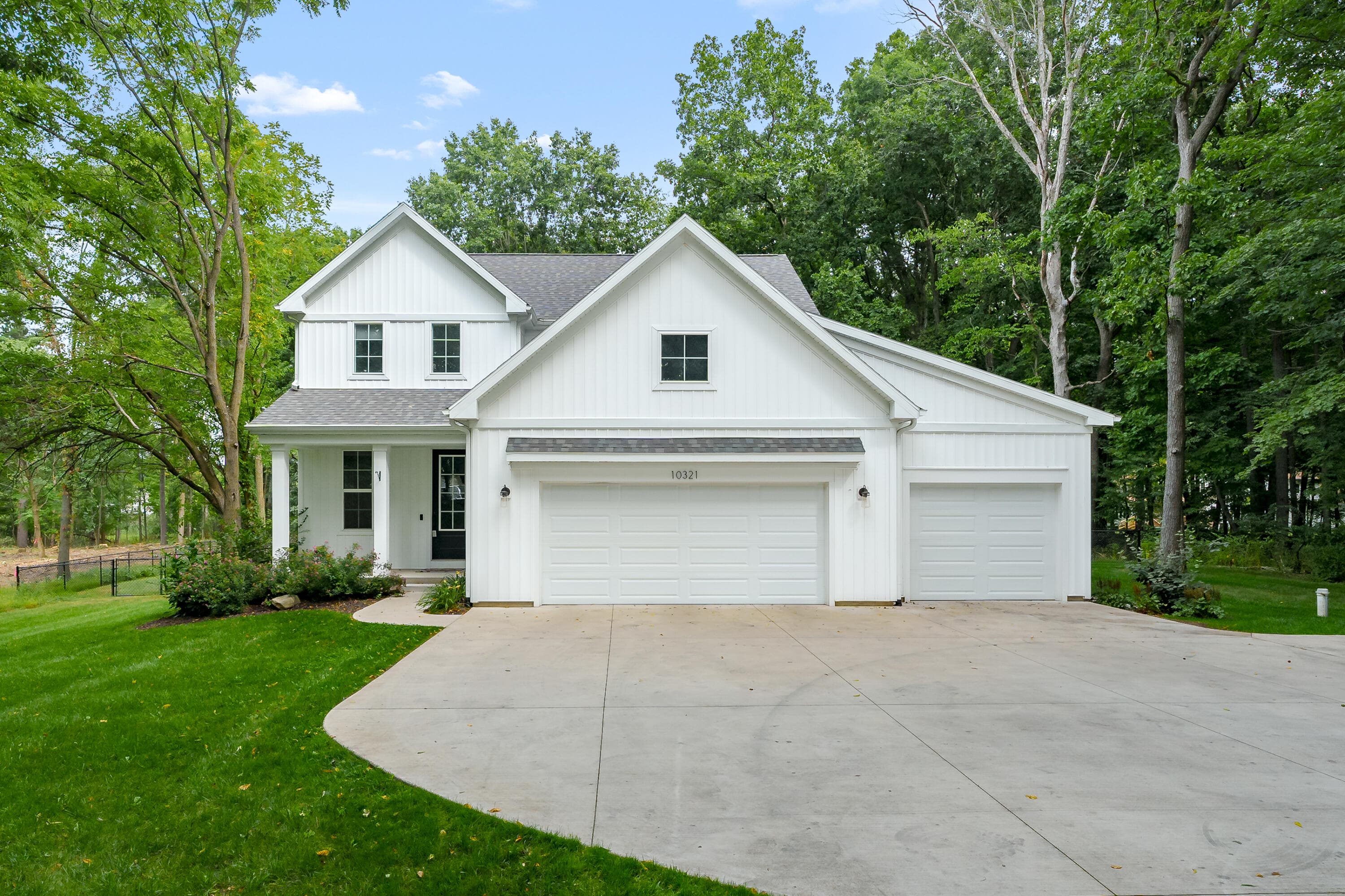Primary property photo