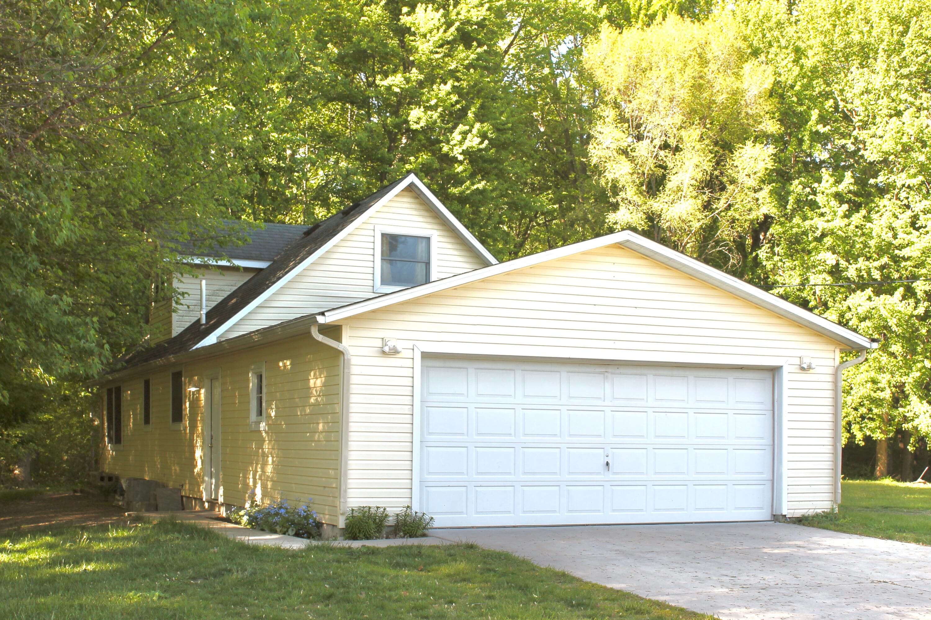 12768 Valley Wayland MI 49348