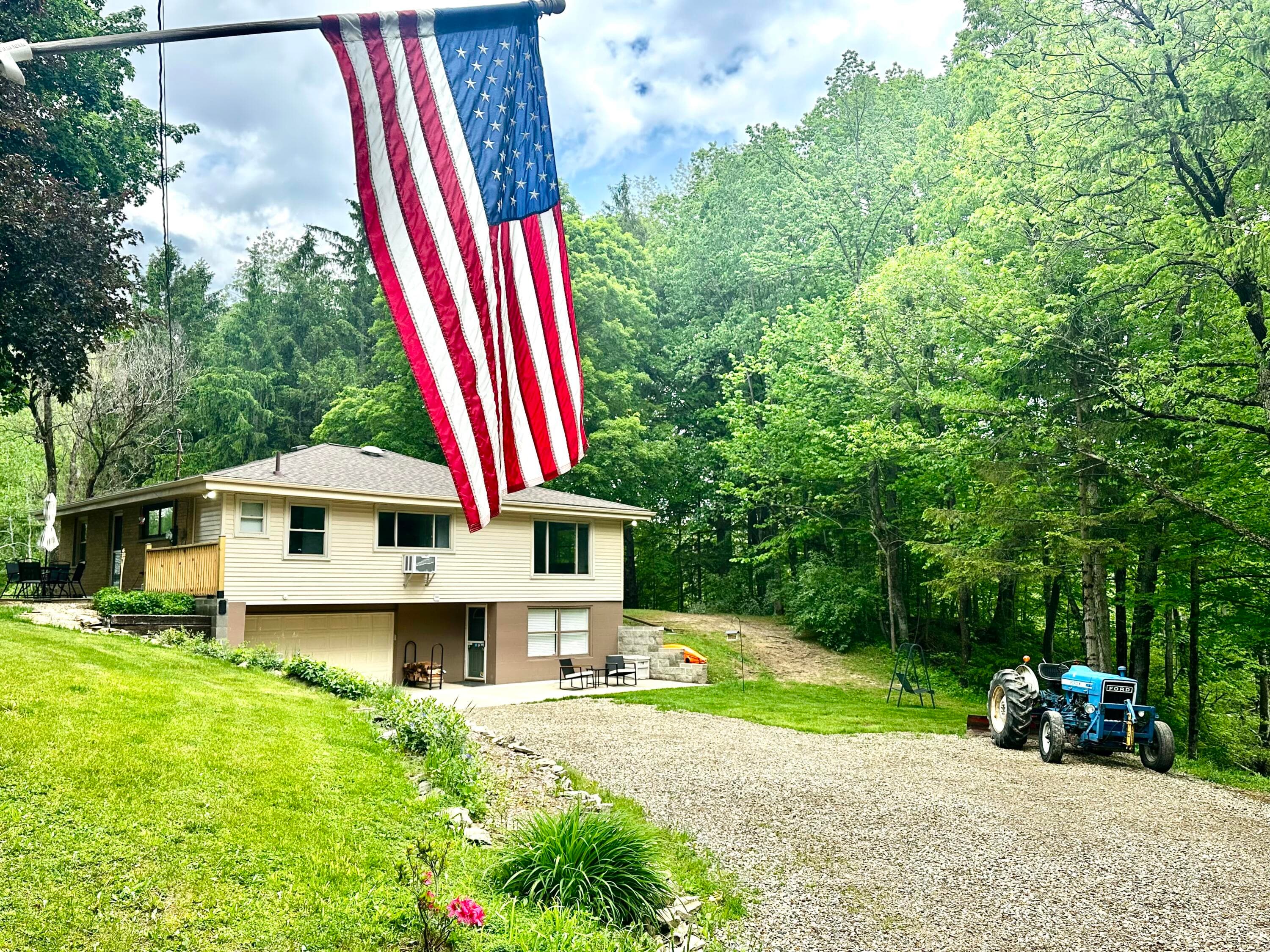 41341 Co Rd 665 Paw Paw MI 49079