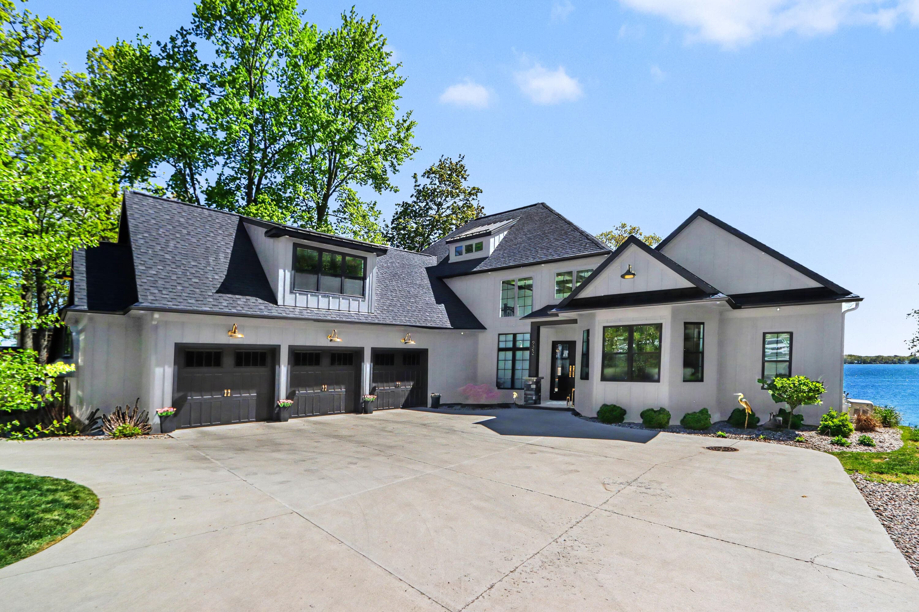 4630 Gull Lake Hickory Corners MI 49060