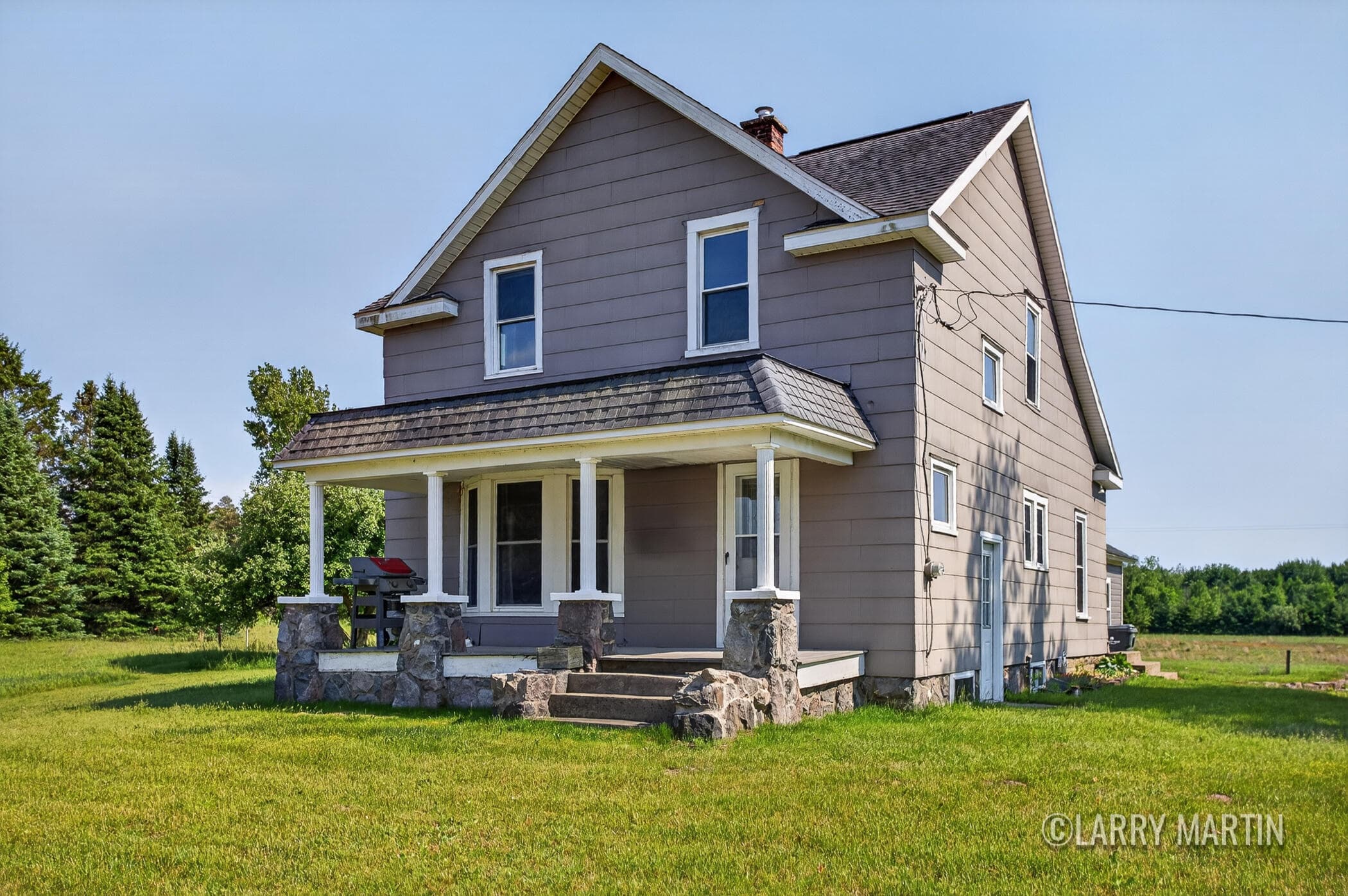 Primary property photo