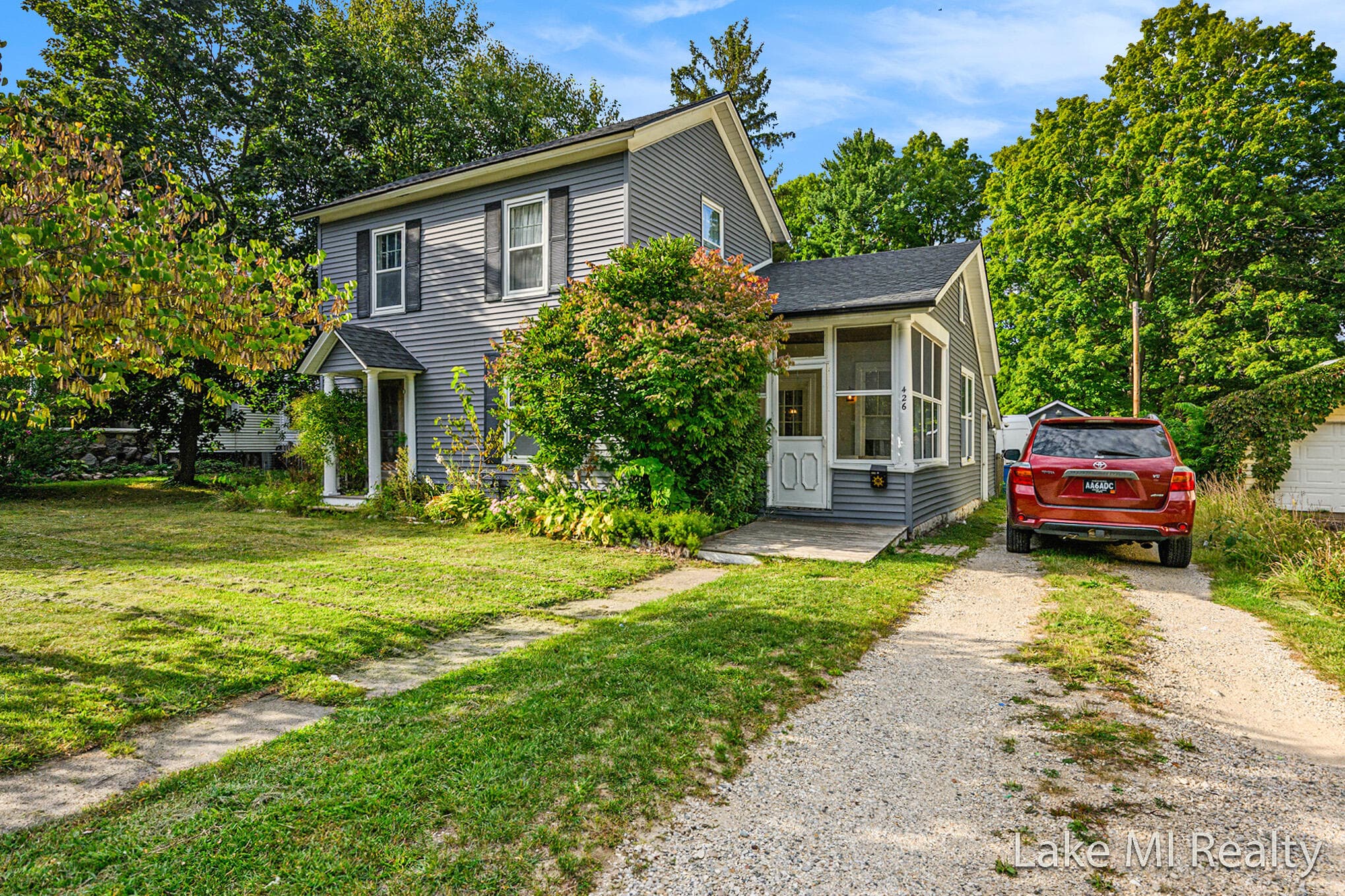 426 Bridge Plainwell MI 49080