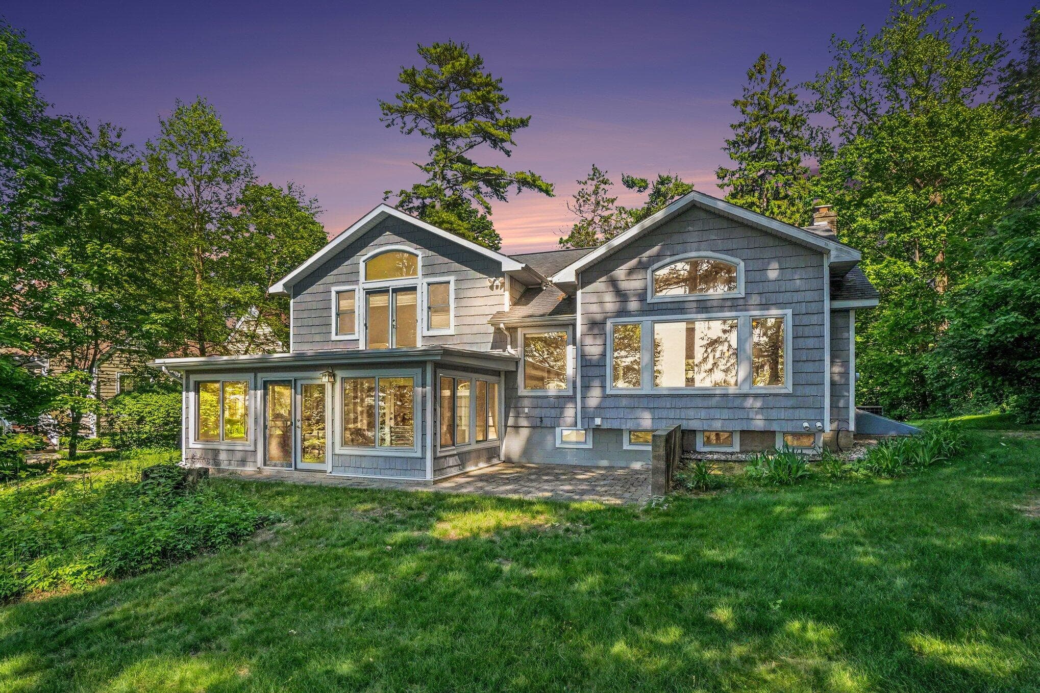 Primary property photo
