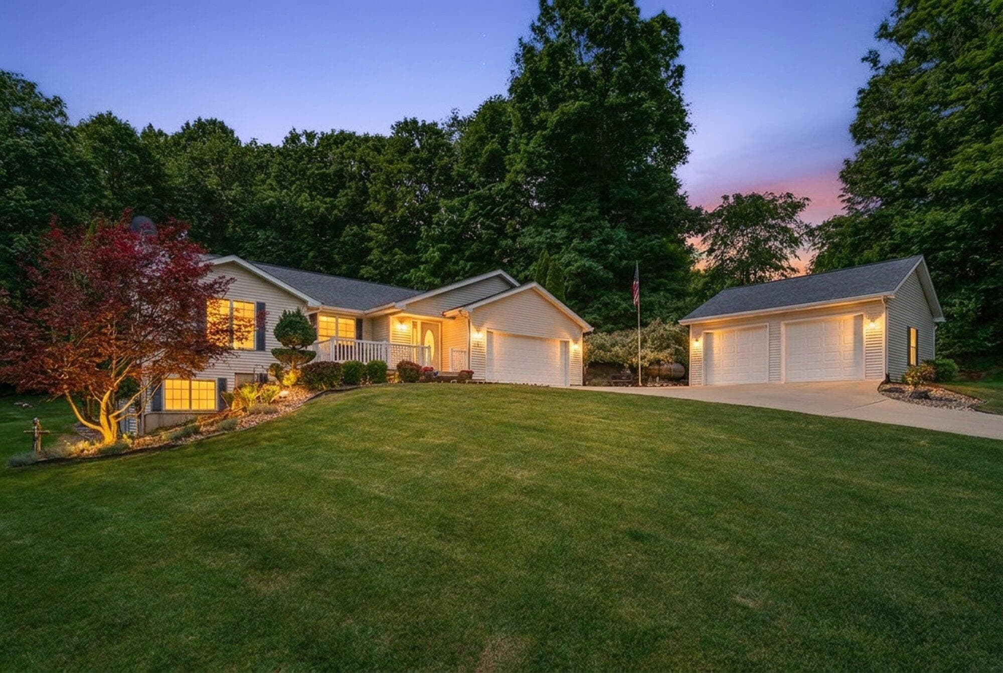 Primary property photo