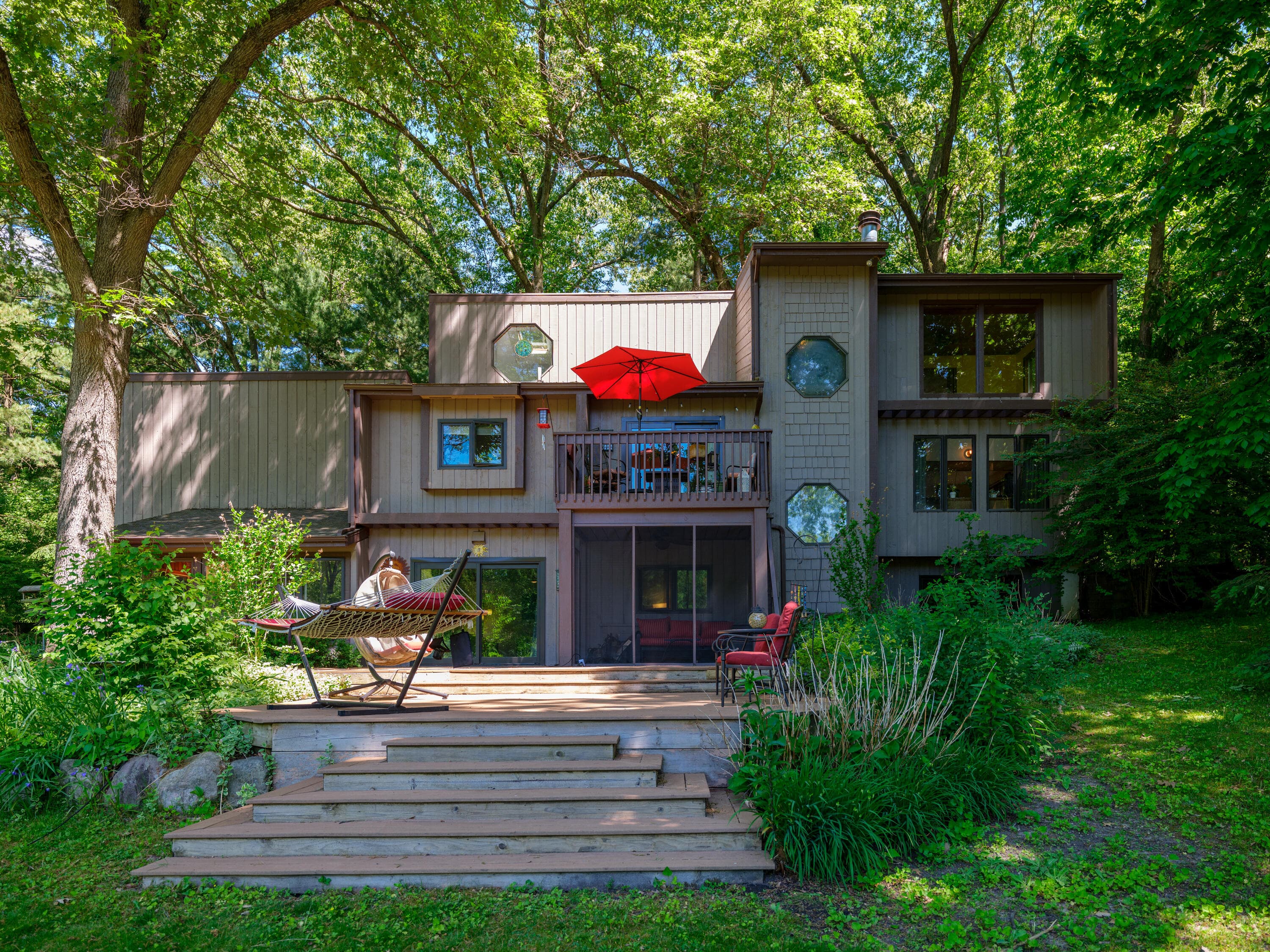 9951 Springwood Kalamazoo MI 49009
