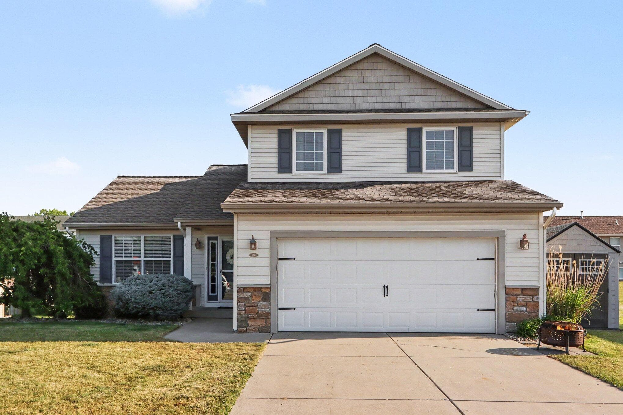1073 Barnwood Wayland MI 49348