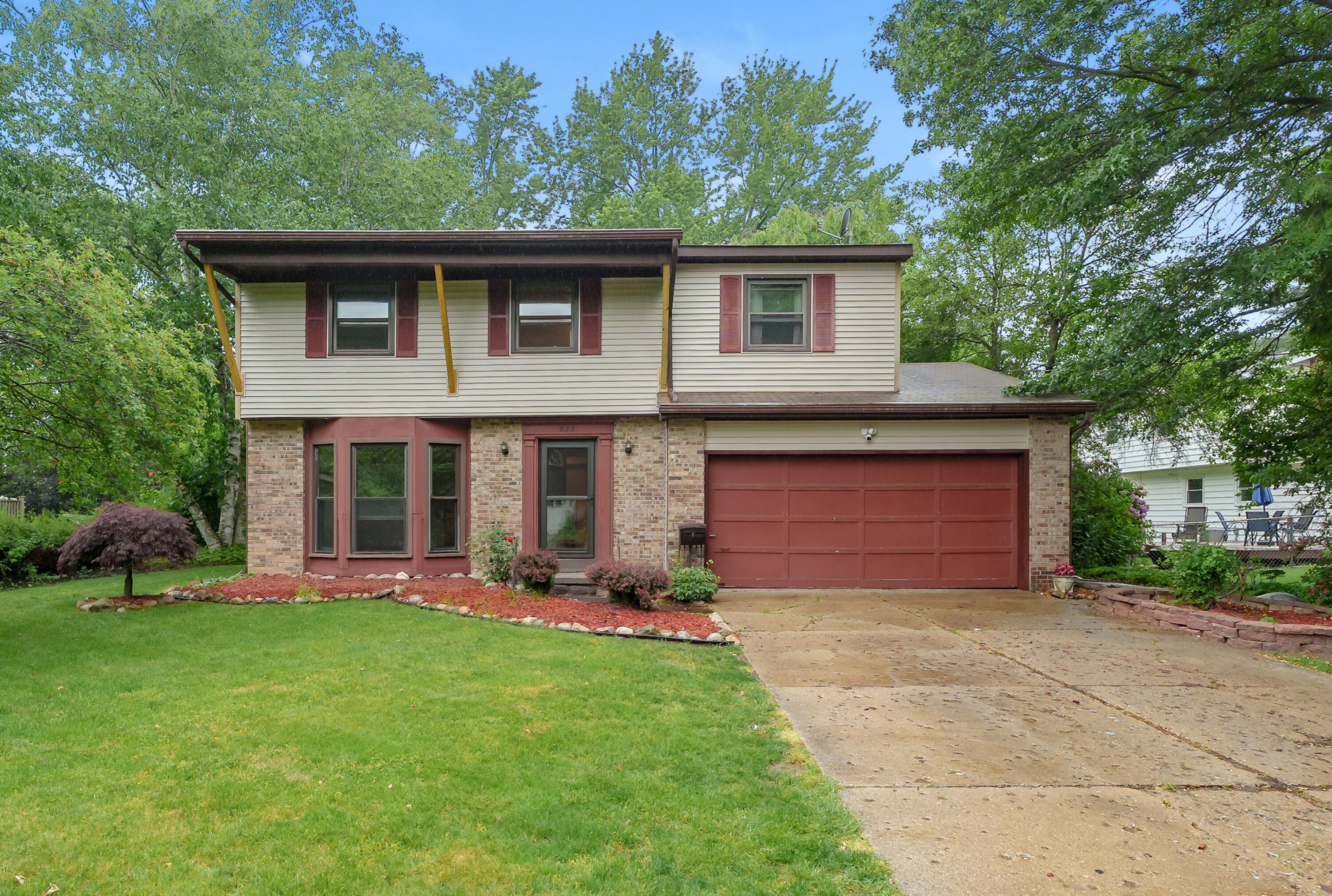823 Newgate Kalamazoo MI 49006