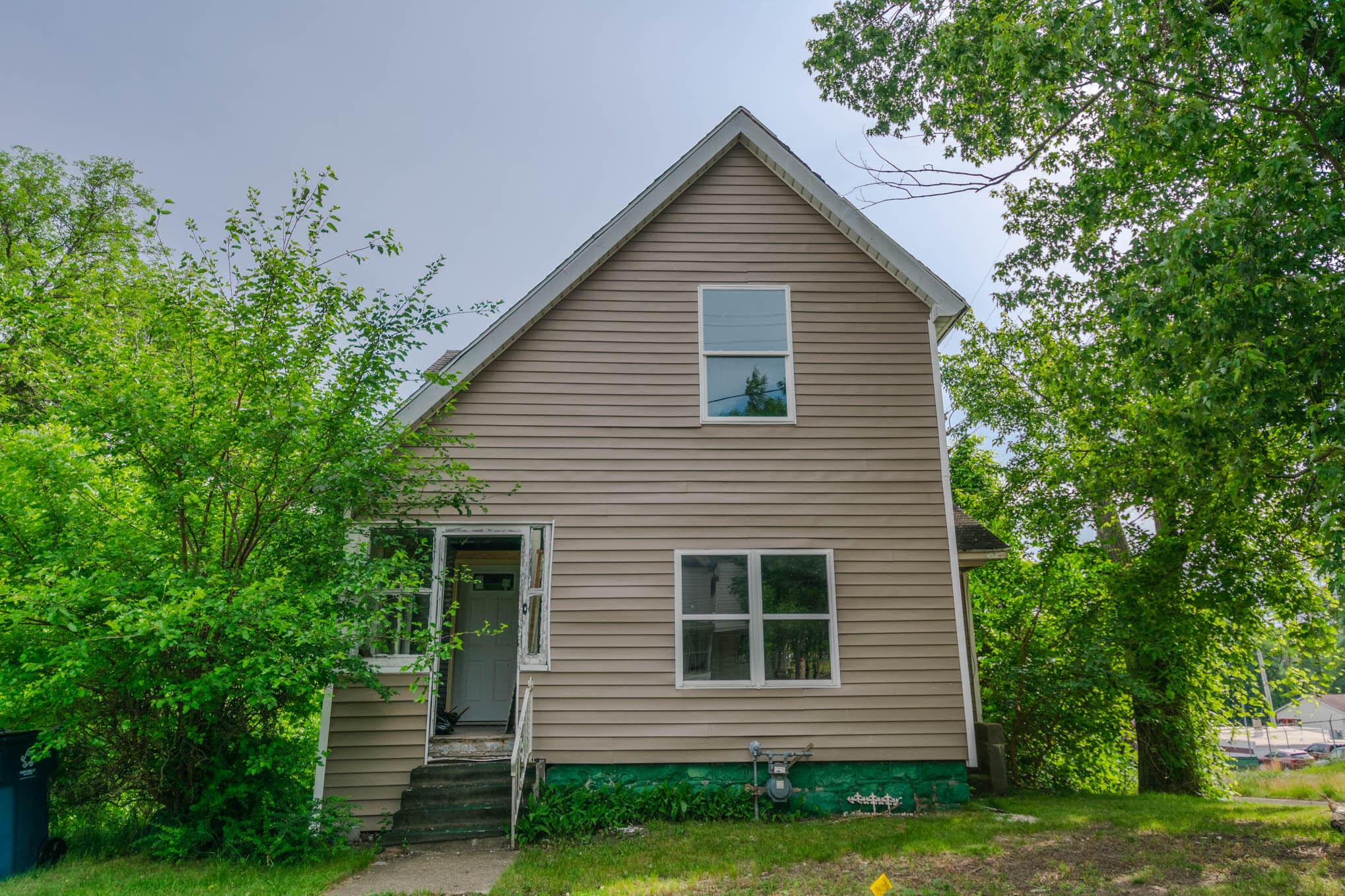 679 Van Buren Battle Creek MI 49037