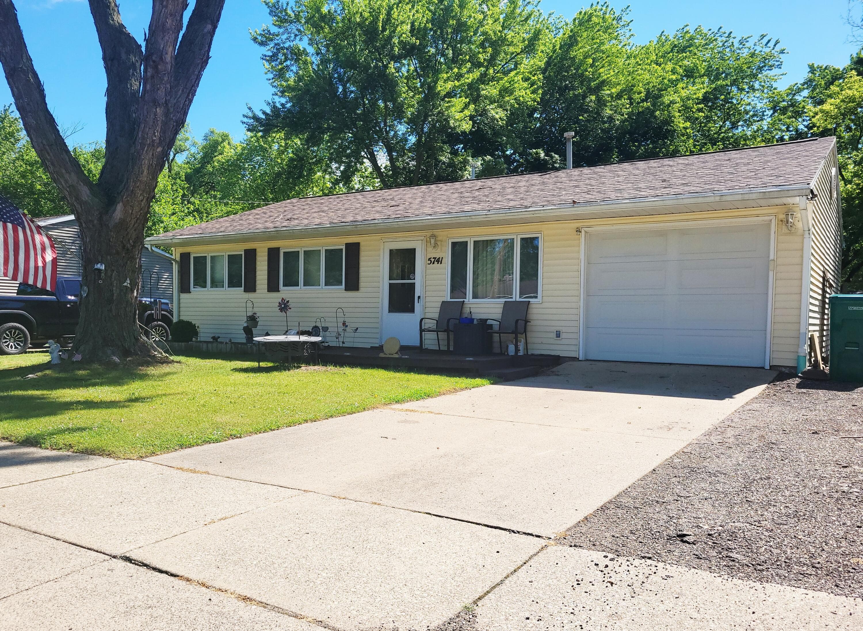 5741 Roanoke Portage MI 49024