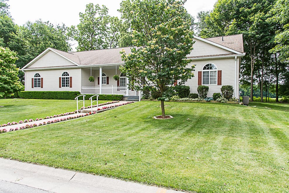 1108 Barton Otsego MI 49078
