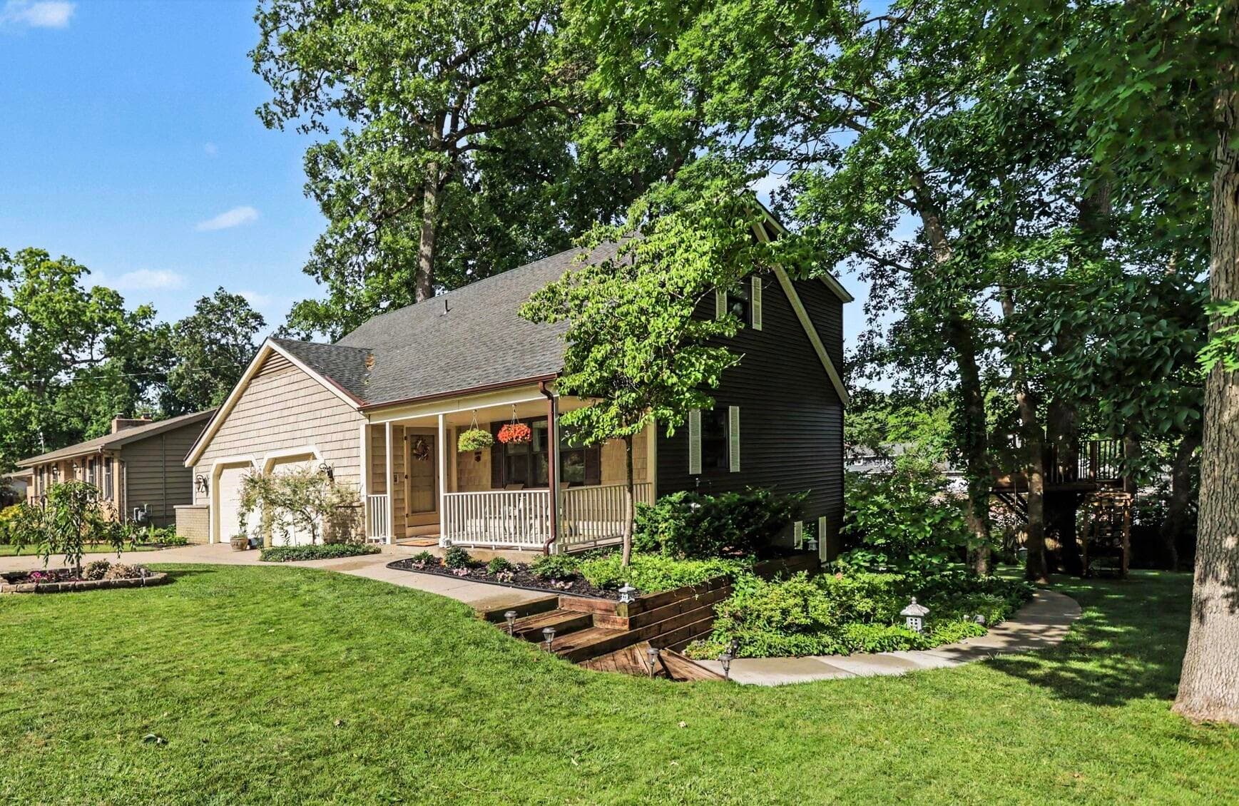 7618 Hampton Oaks Portage MI 49024