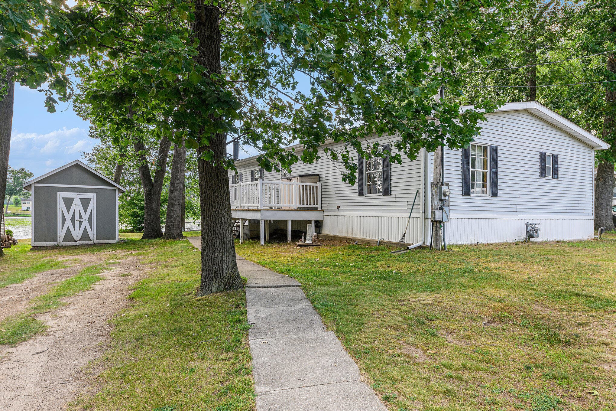 Primary property photo