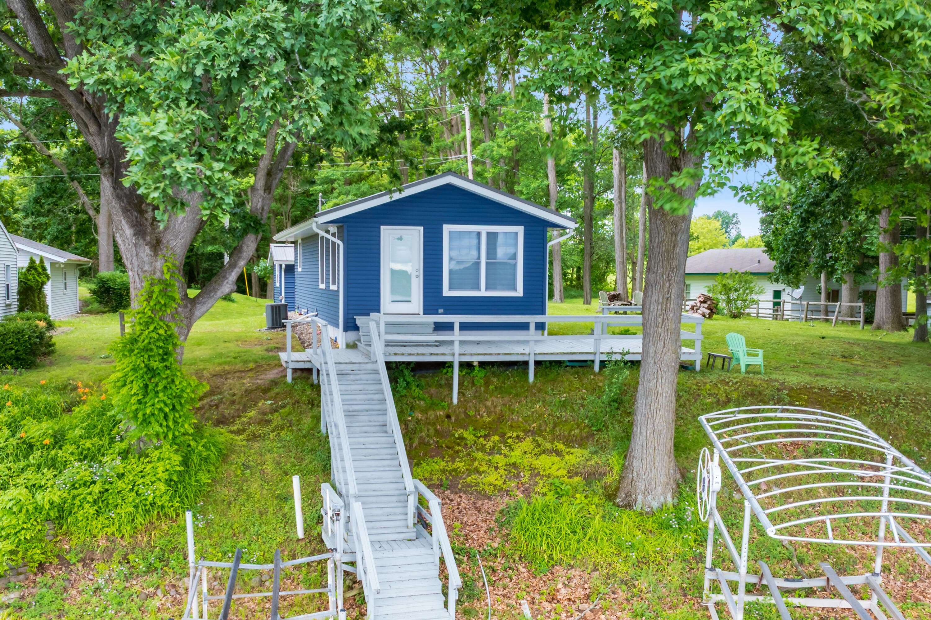 81735 Laguna Beach Park Lawton MI 49065