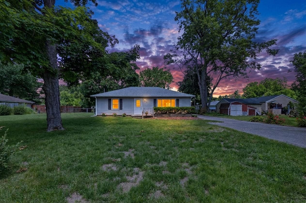 Primary property photo