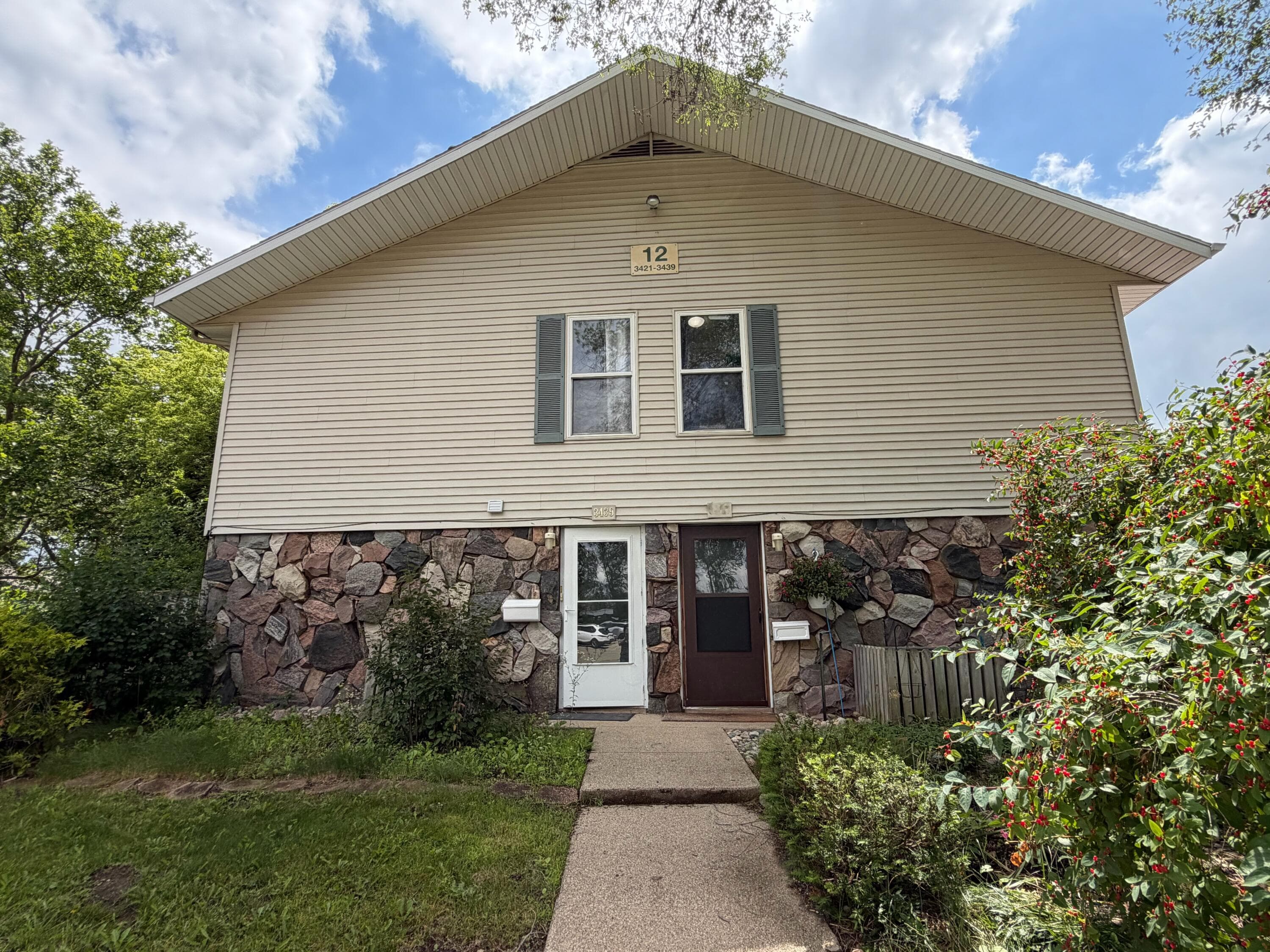 3439 Kenbrooke Kalamazoo MI 49006