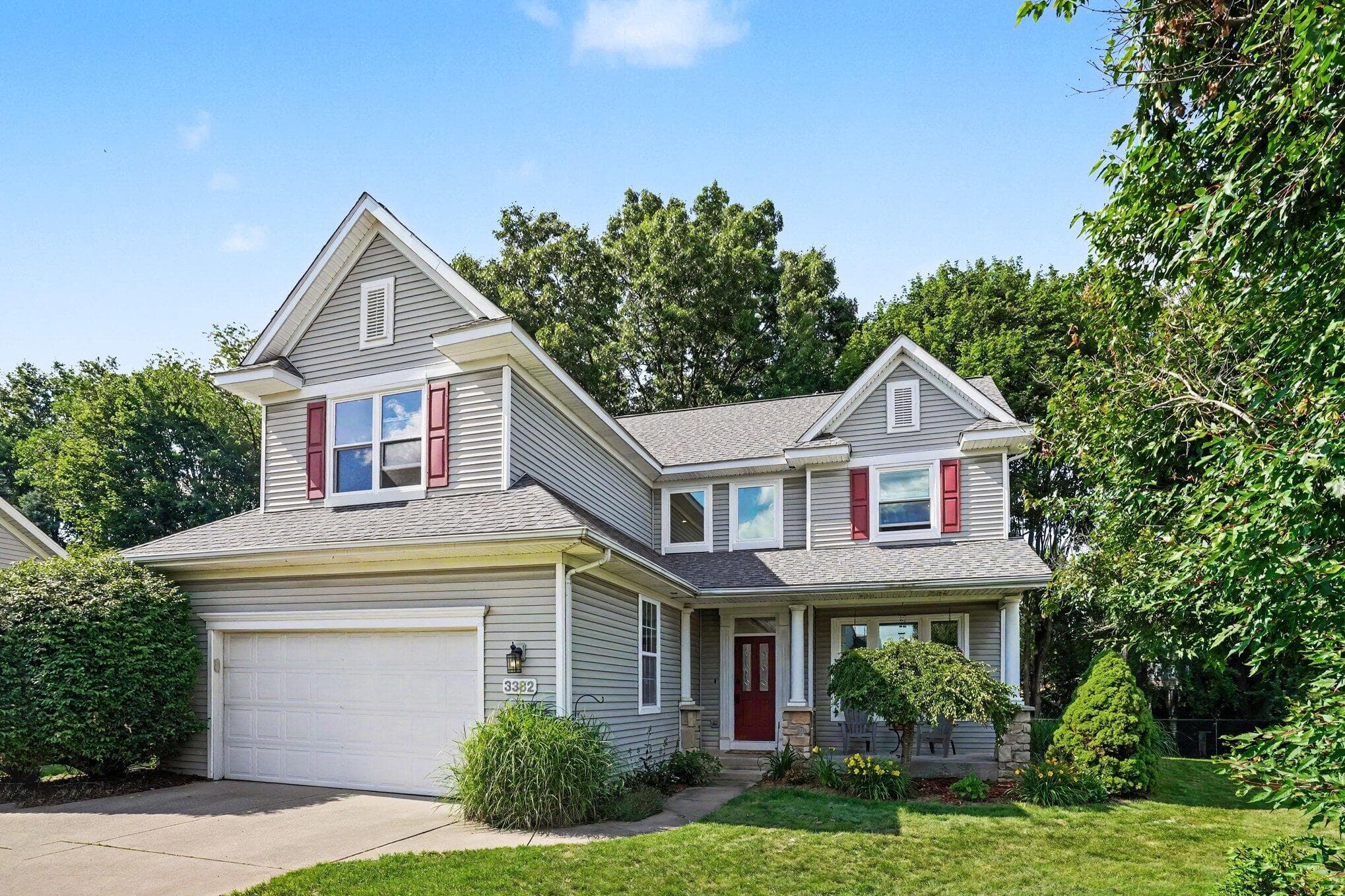 3382 Hampstead Portage MI 49024