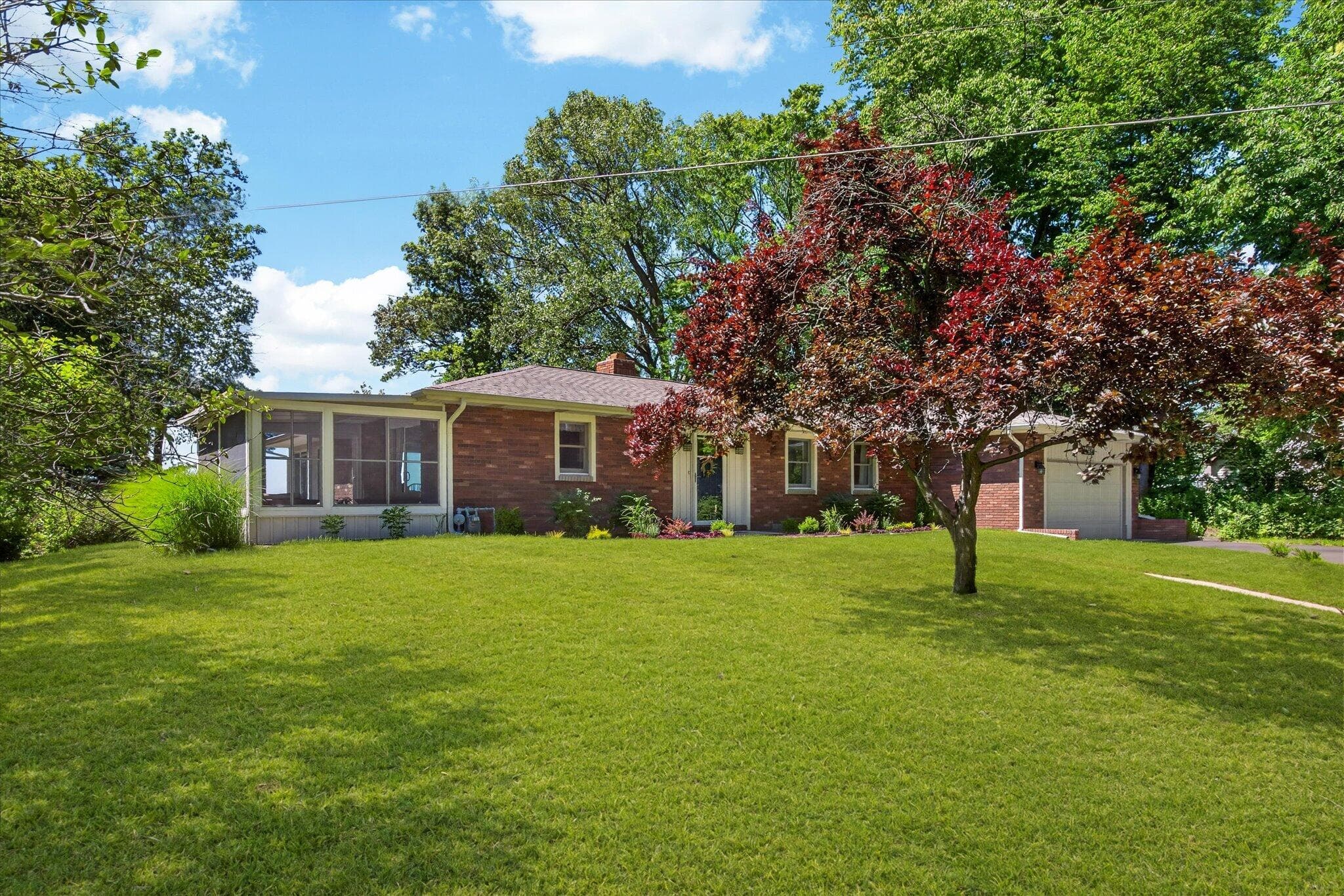 Primary property photo