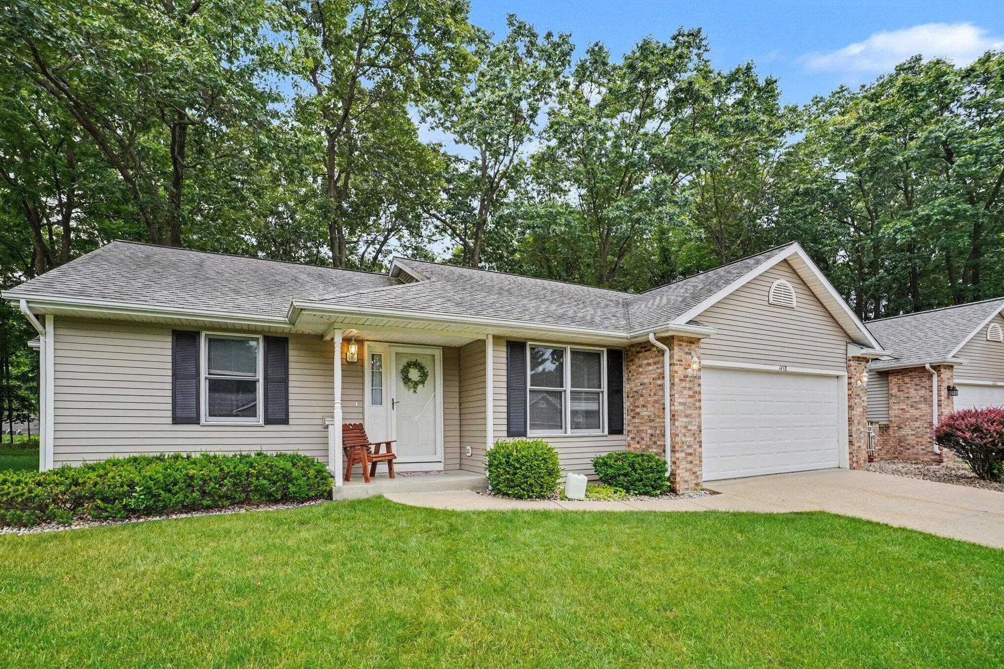 1498 Estero Portage MI 49002