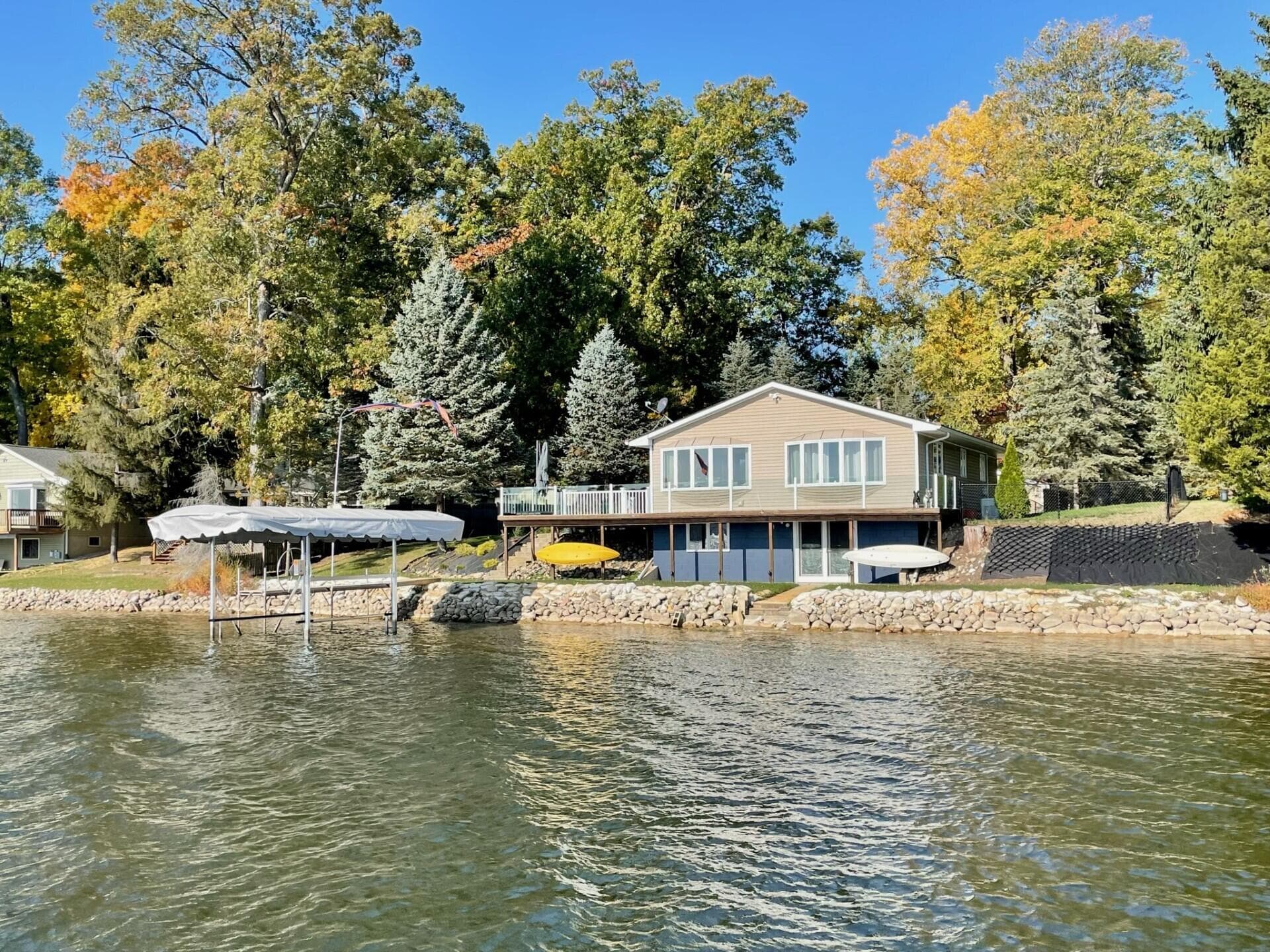 Primary property photo
