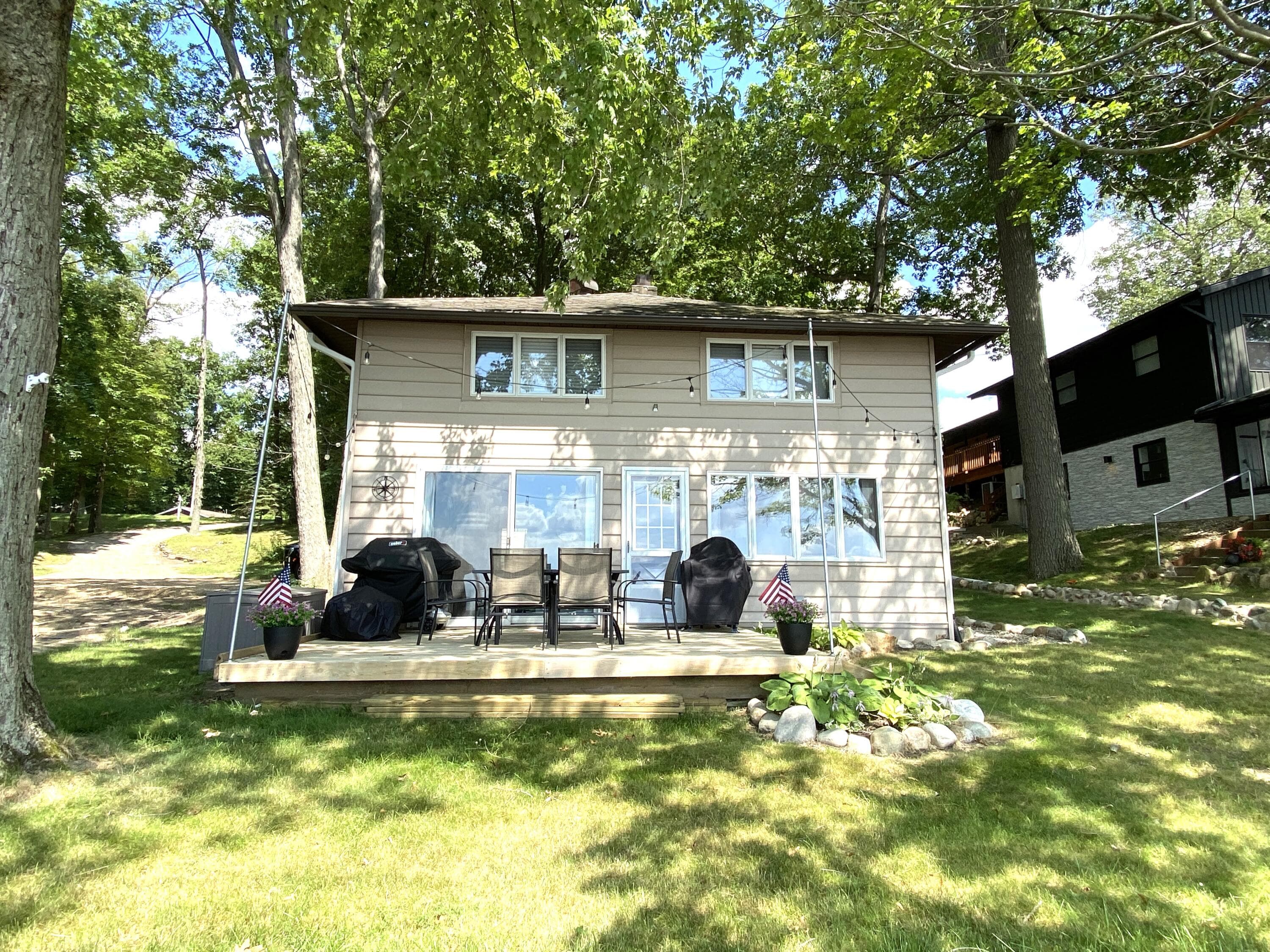 4537 Cordes Delton MI 49046