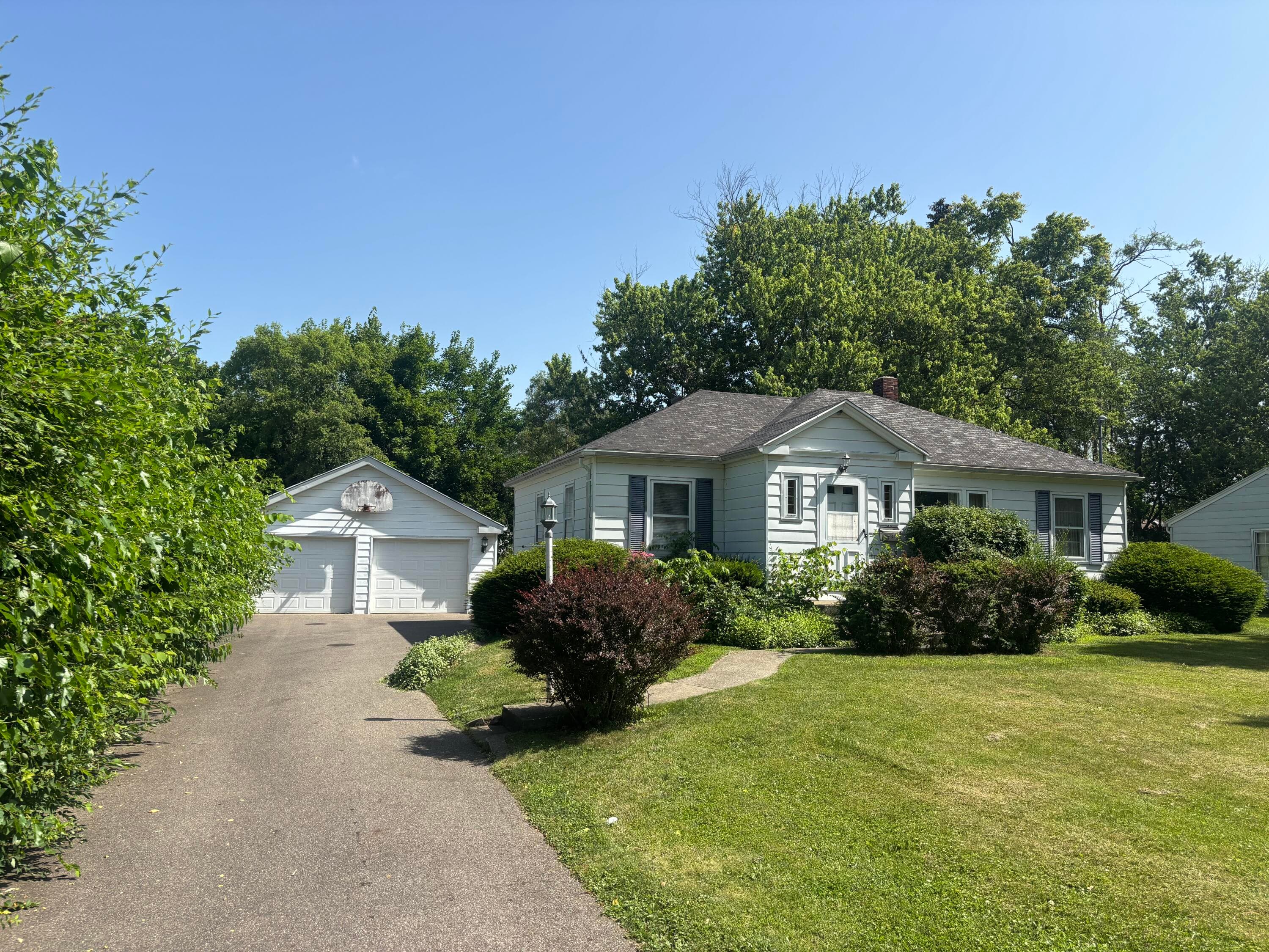 341 Glenguile Kalamazoo MI 49004