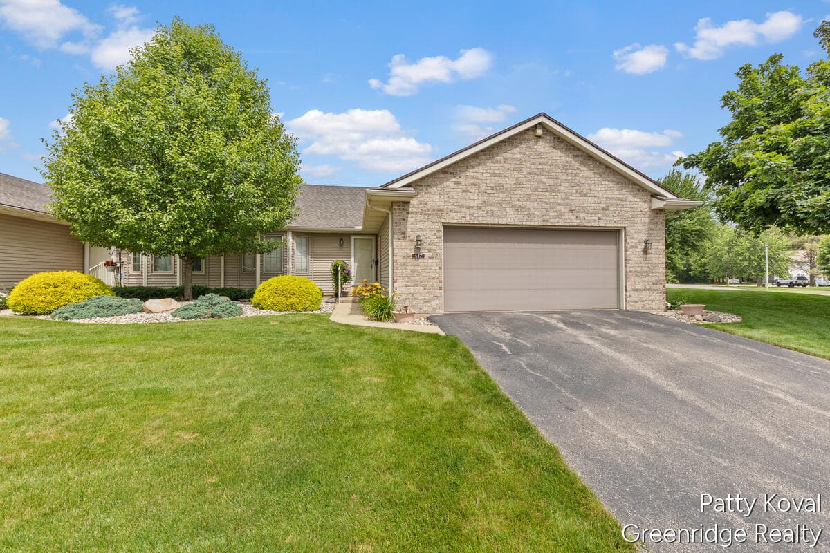 447 Falcon Wayland MI 49348
