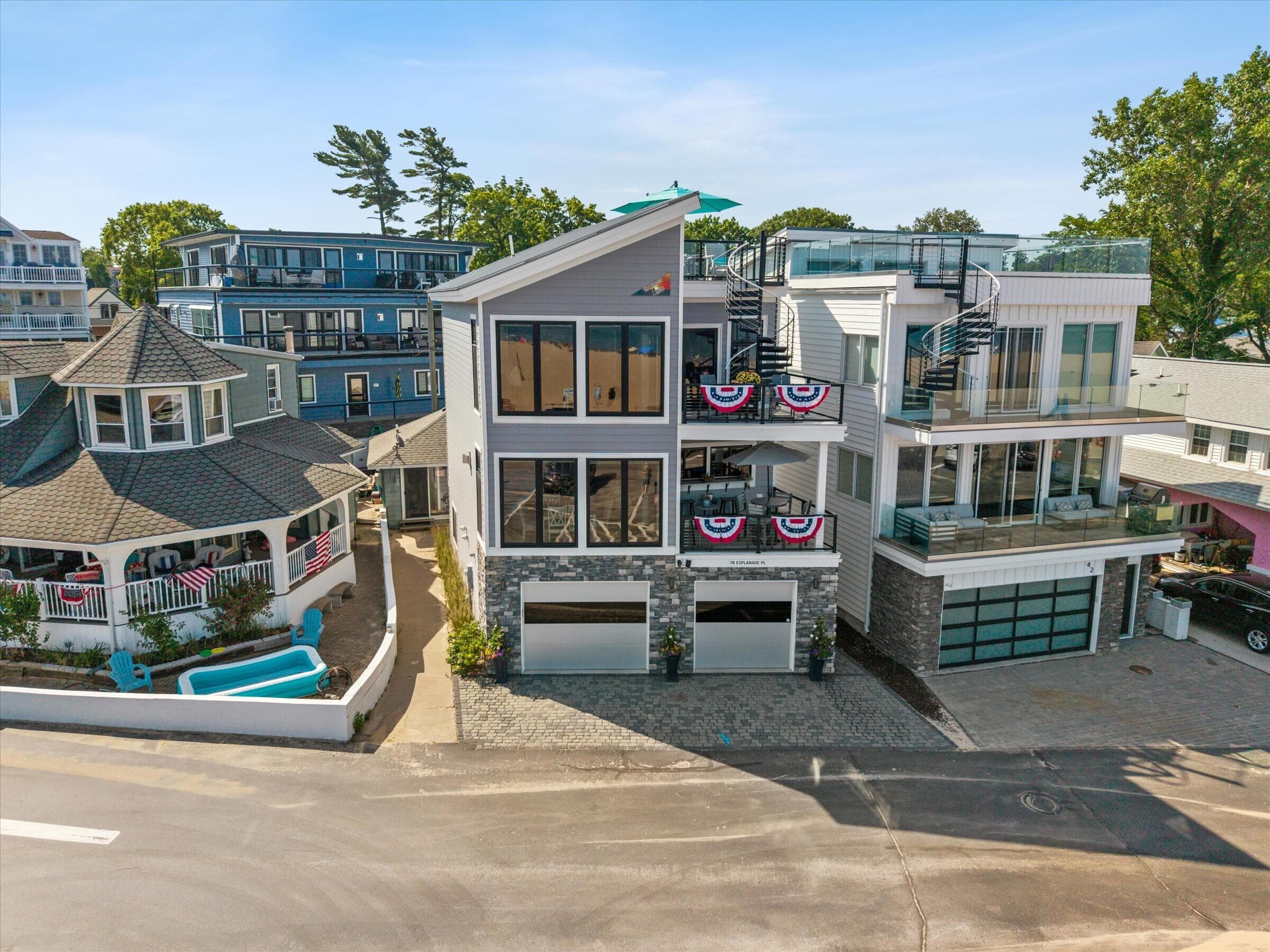 78 Esplanade South Haven MI 49090