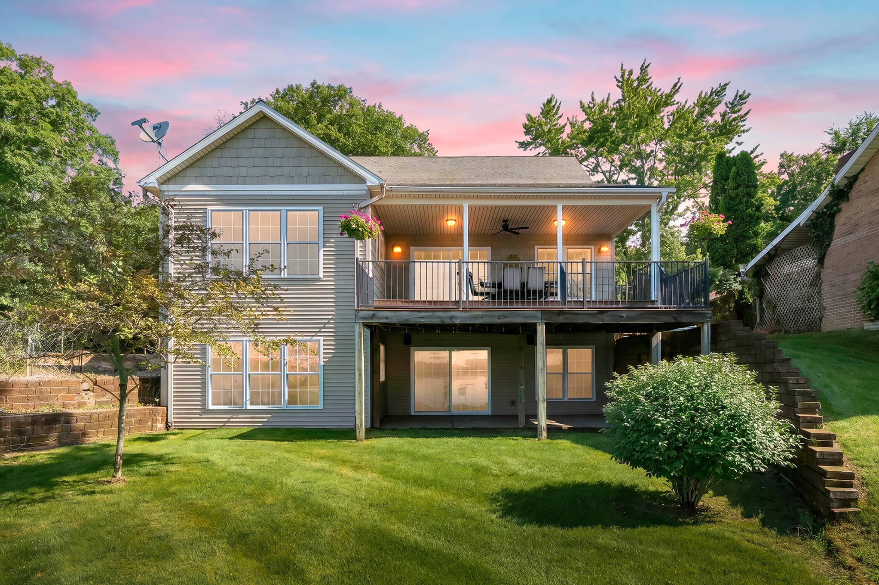 Primary property photo